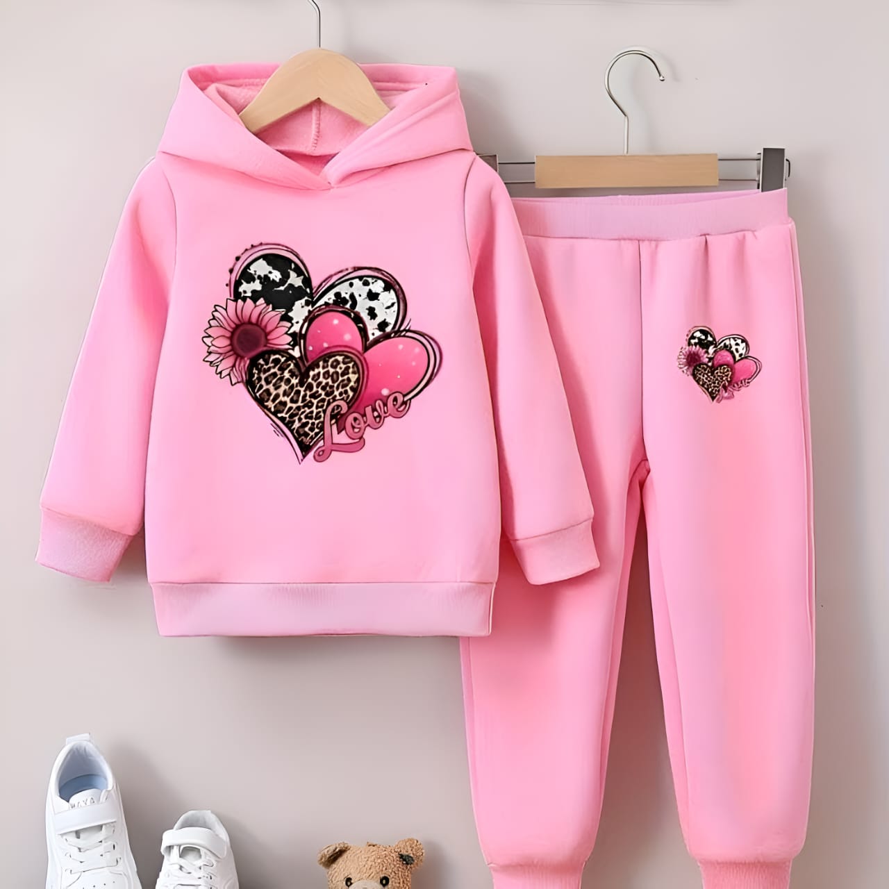 আপনার ছোট্ট সোনামণির জন্য নিয়ে এলাম Elegant Stylish Kids Hoodie Set। 👶❤️_img_23
