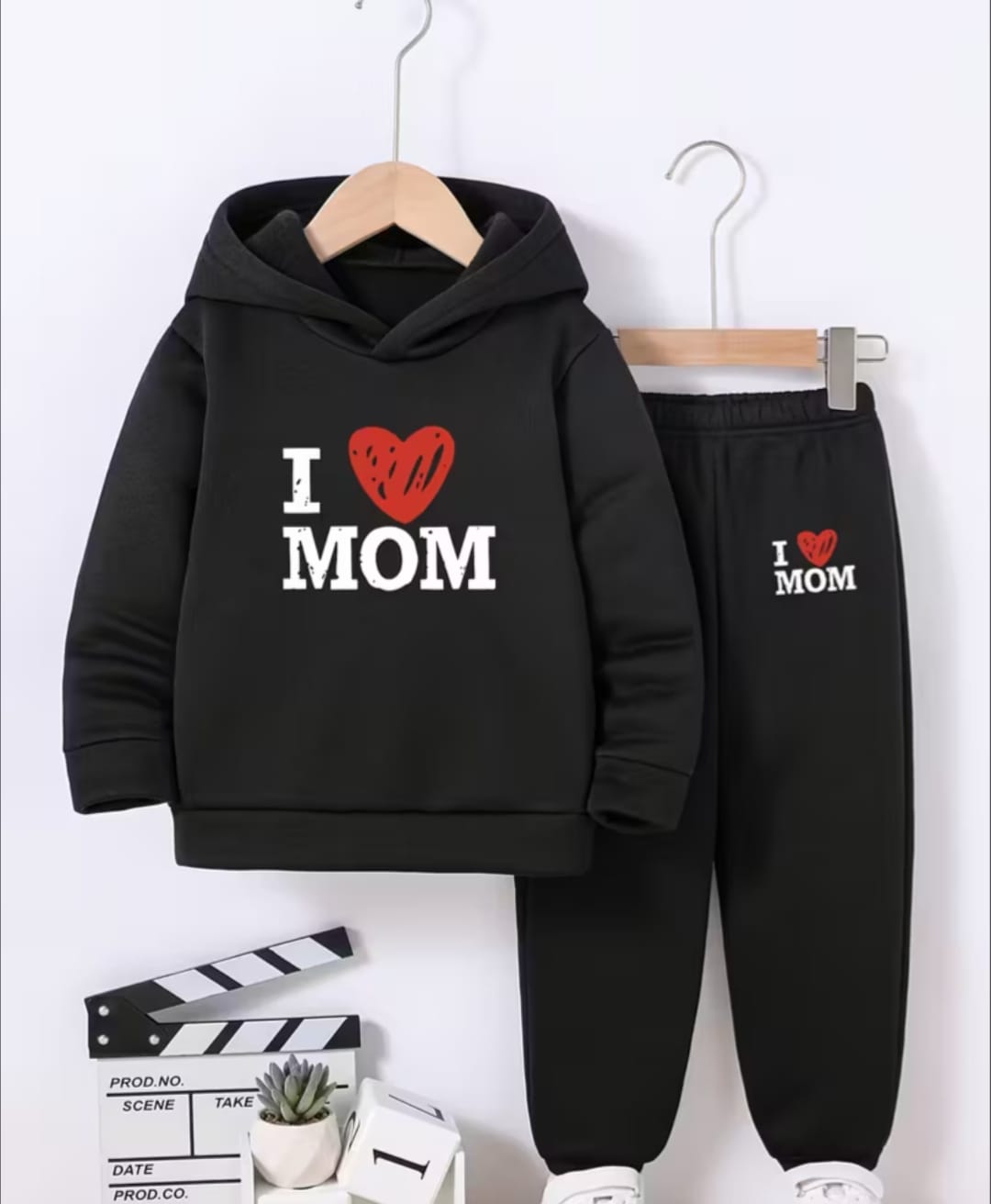 আপনার ছোট্ট সোনামণির জন্য নিয়ে এলাম Elegant Stylish Kids Hoodie Set। 👶❤️_img_3