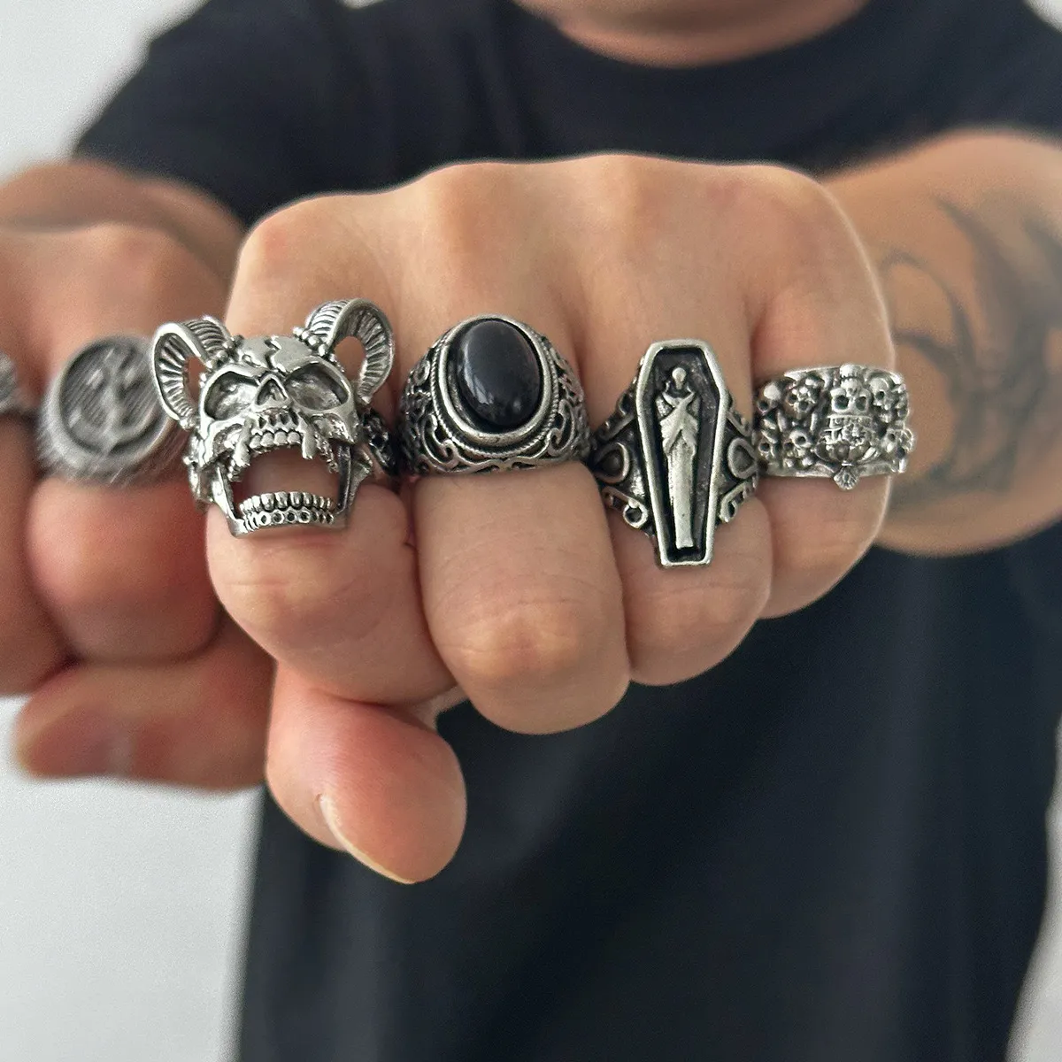 5pcs Set, Vintage Punk Exaggerated Skull and Ram Head Ring - Image 4