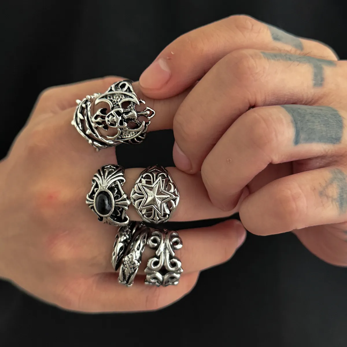 Y2K Gothic Grunge Ring Set - Image 3