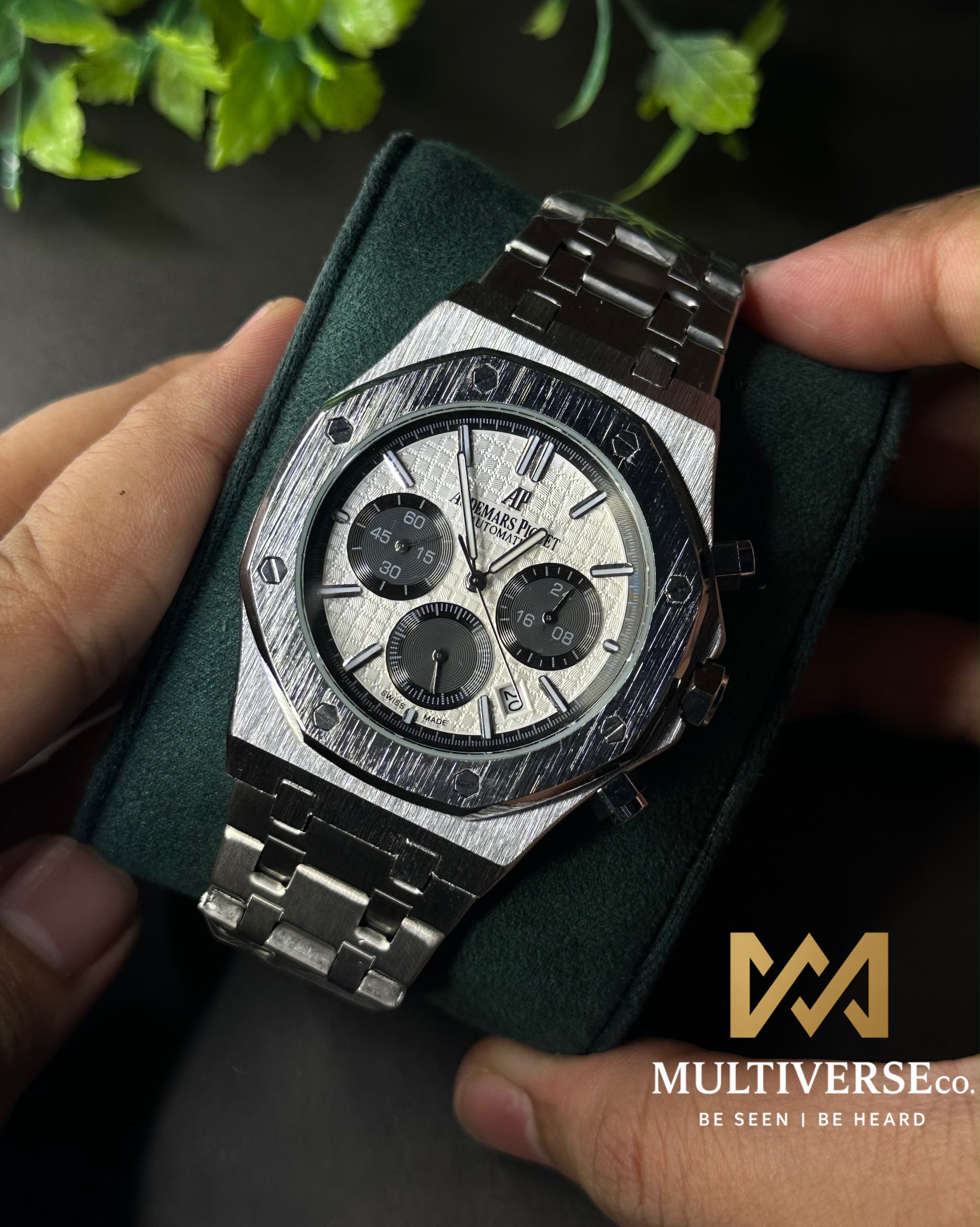 AP ROYAL OAK CHRONO SILVER TONE PANDA DIAL WATCH_img_0