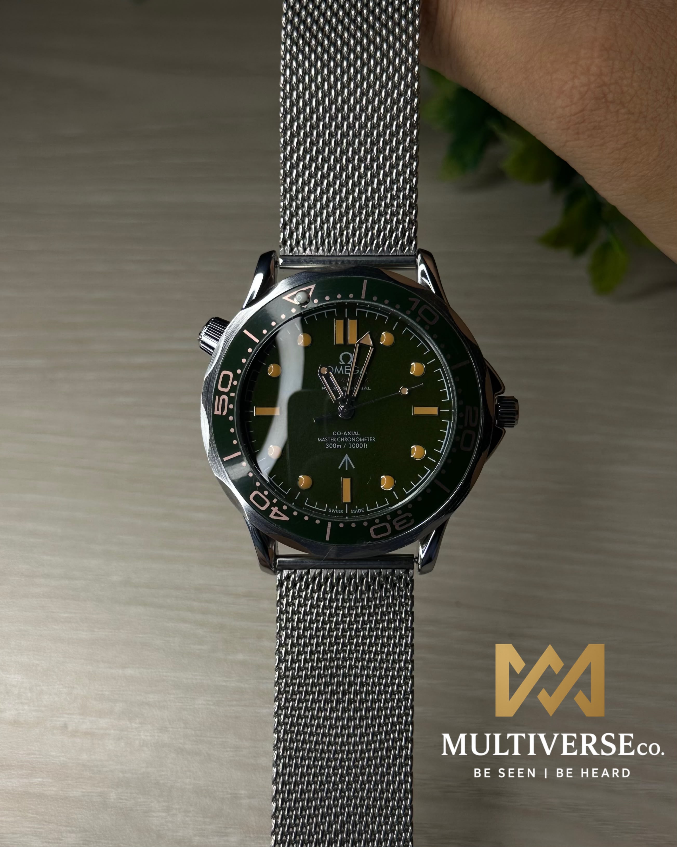 OMEGA 007 JAMES BOND EDITION MESH STRAP GREEN DIAL WATCH FREE NATO STRAP_img_3