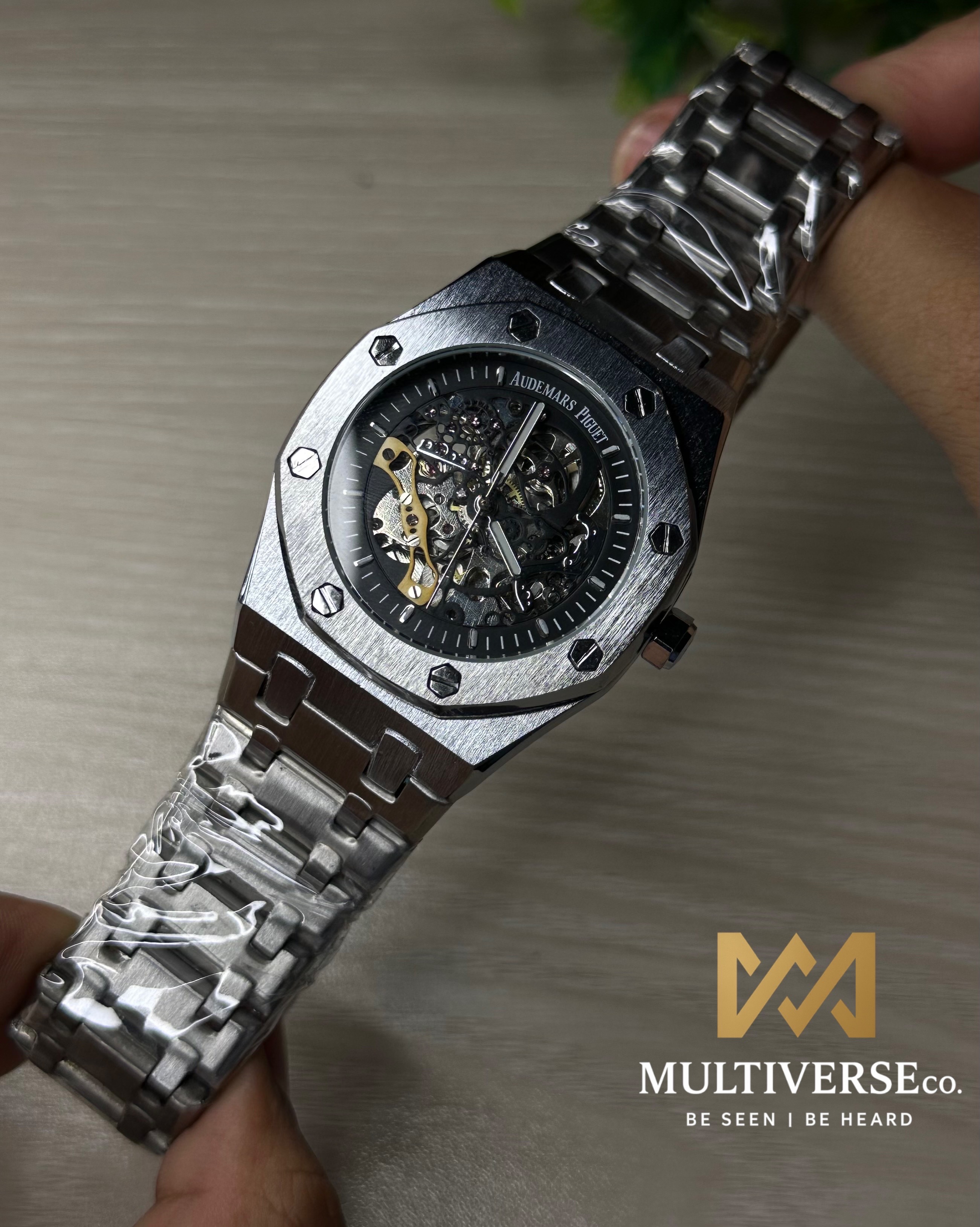 AP ROYAL OAK SKELETON SILVER CASE BLACK WATCH