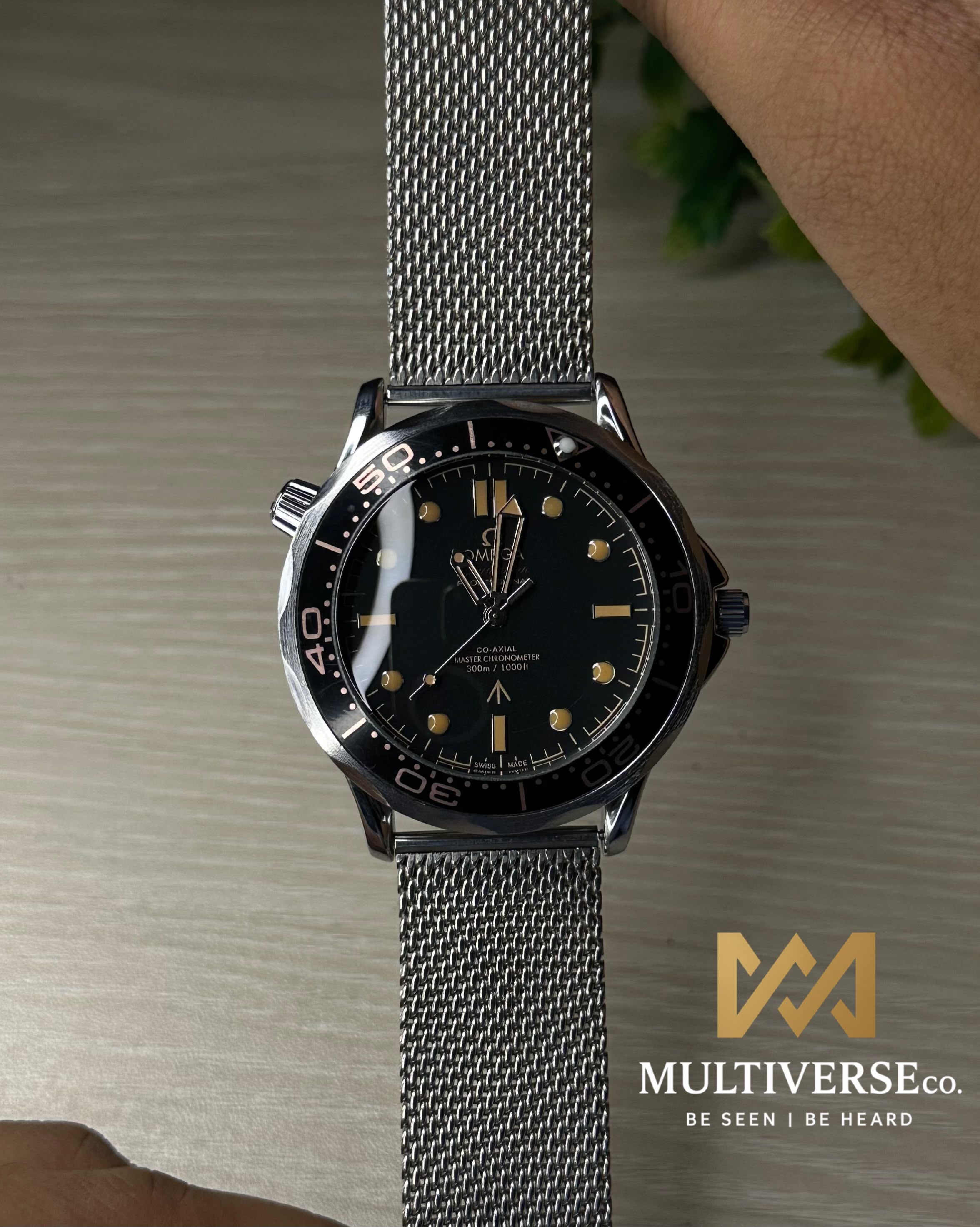 OMEGA 007 JAMES BOND EDITION MESH STRAP BLACK DIAL WATCH FREE NATO STRAP_img_2