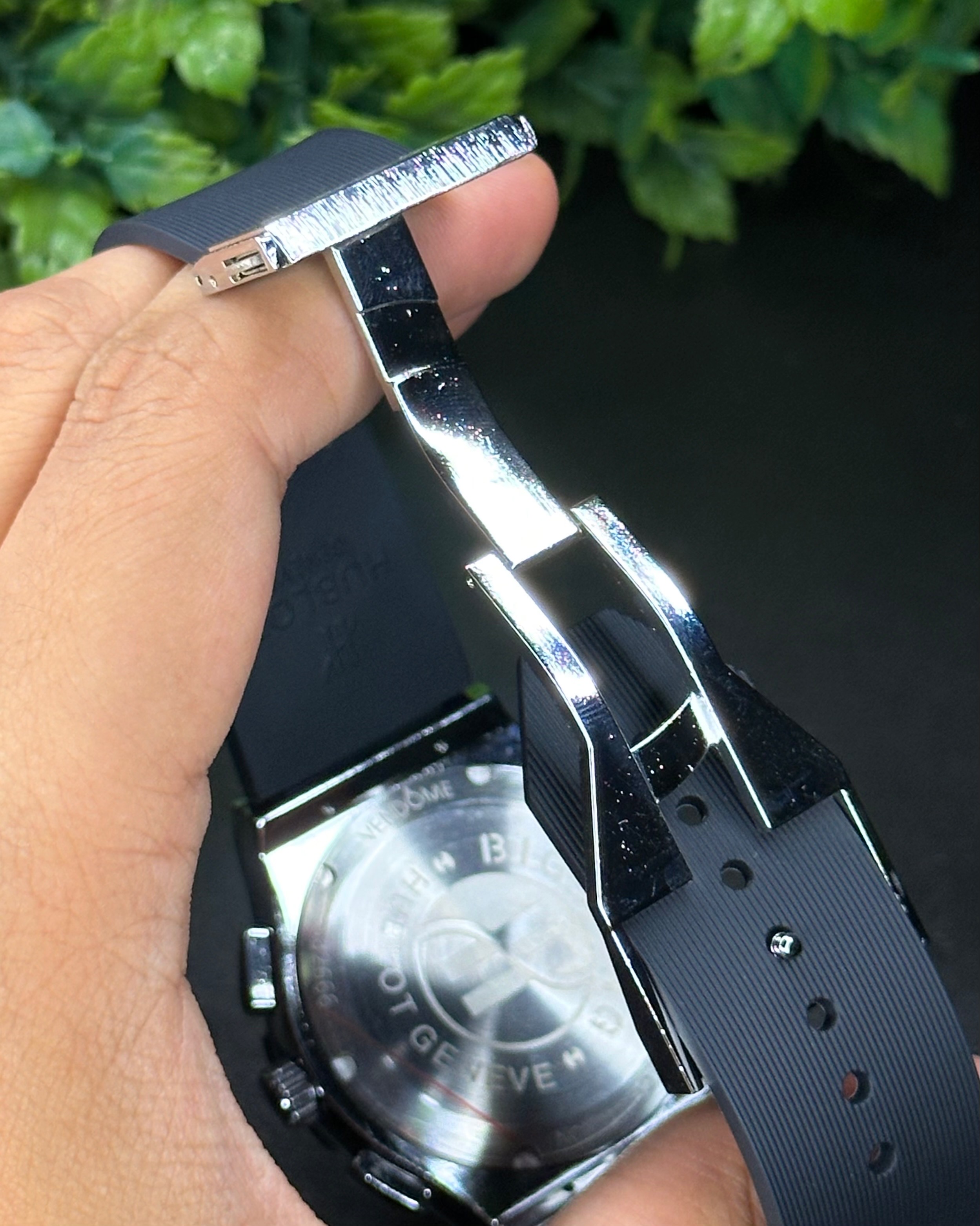 HUBLOT CLASSIC FUSION CHRONOGRAPH SILVER CASE BLACK BELT (AA)_img_7