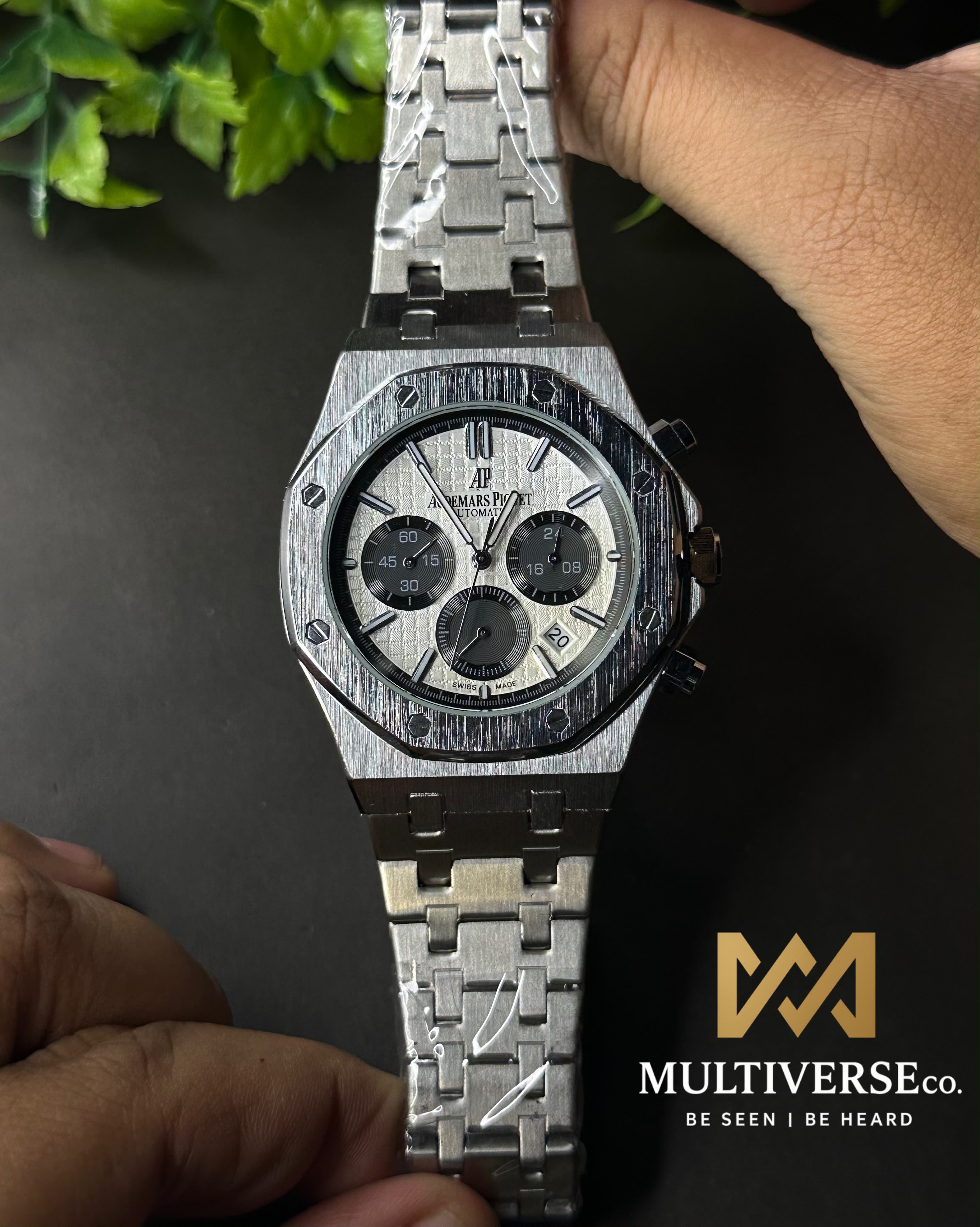 AP ROYAL OAK CHRONO SILVER TONE PANDA DIAL WATCH_img_2
