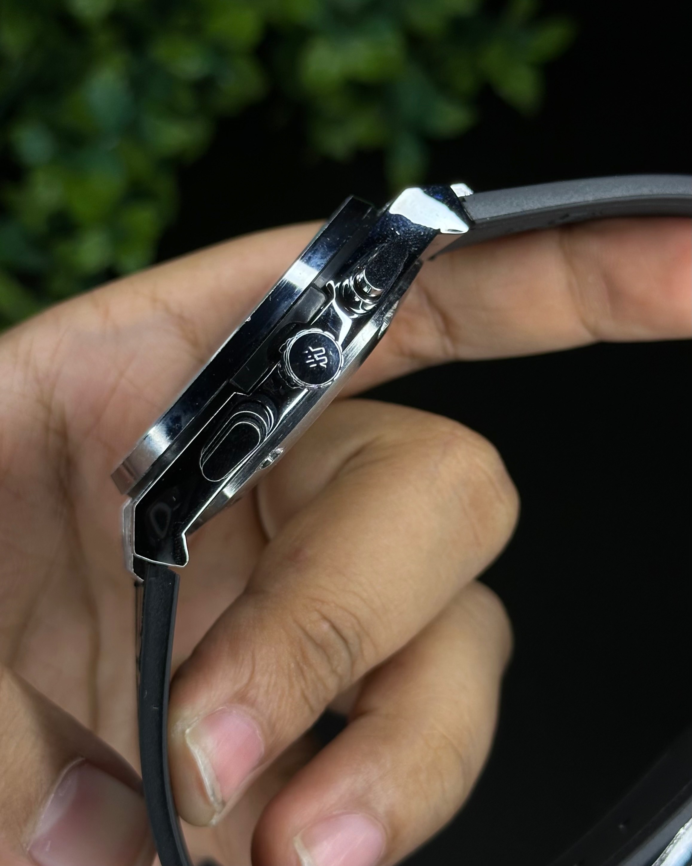 HUBLOT CLASSIC FUSION CHRONOGRAPH BLACK DIAL SILVER CASE BLACK BELT (AA)_img_4