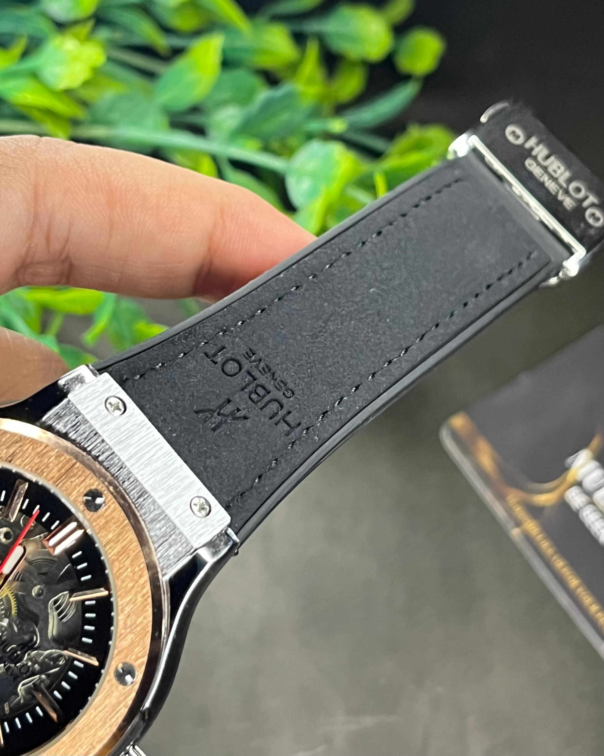 HUBLOT CLASSIC FUSION ROSE GOLD BEZEL BLACK BELT AUTOMATIC SKELETON SERIES (AA)_img_2
