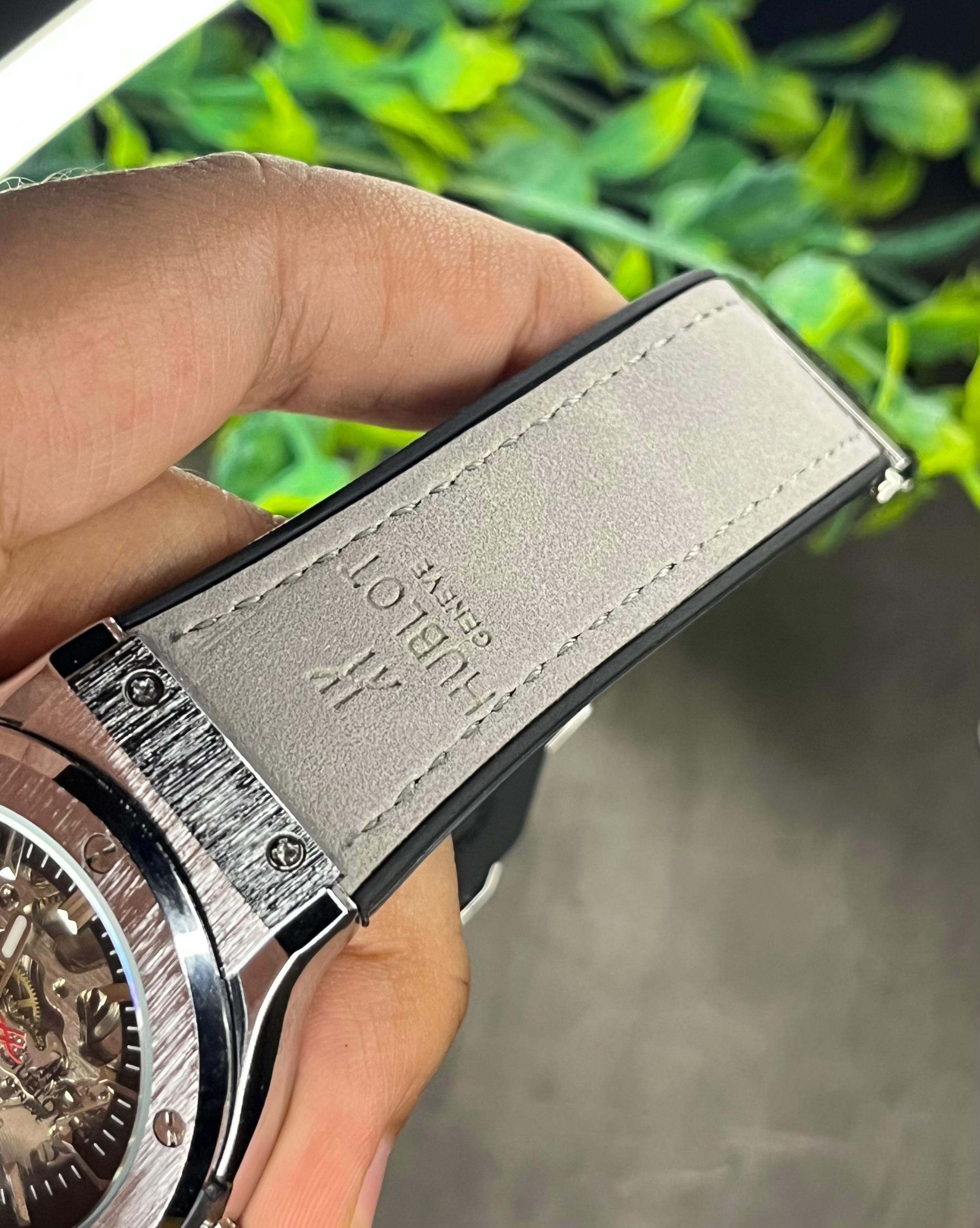 HUBLOT CLASSIC FUSION GREY AUTOMATIC SKELETON SERIES (AA)_img_4