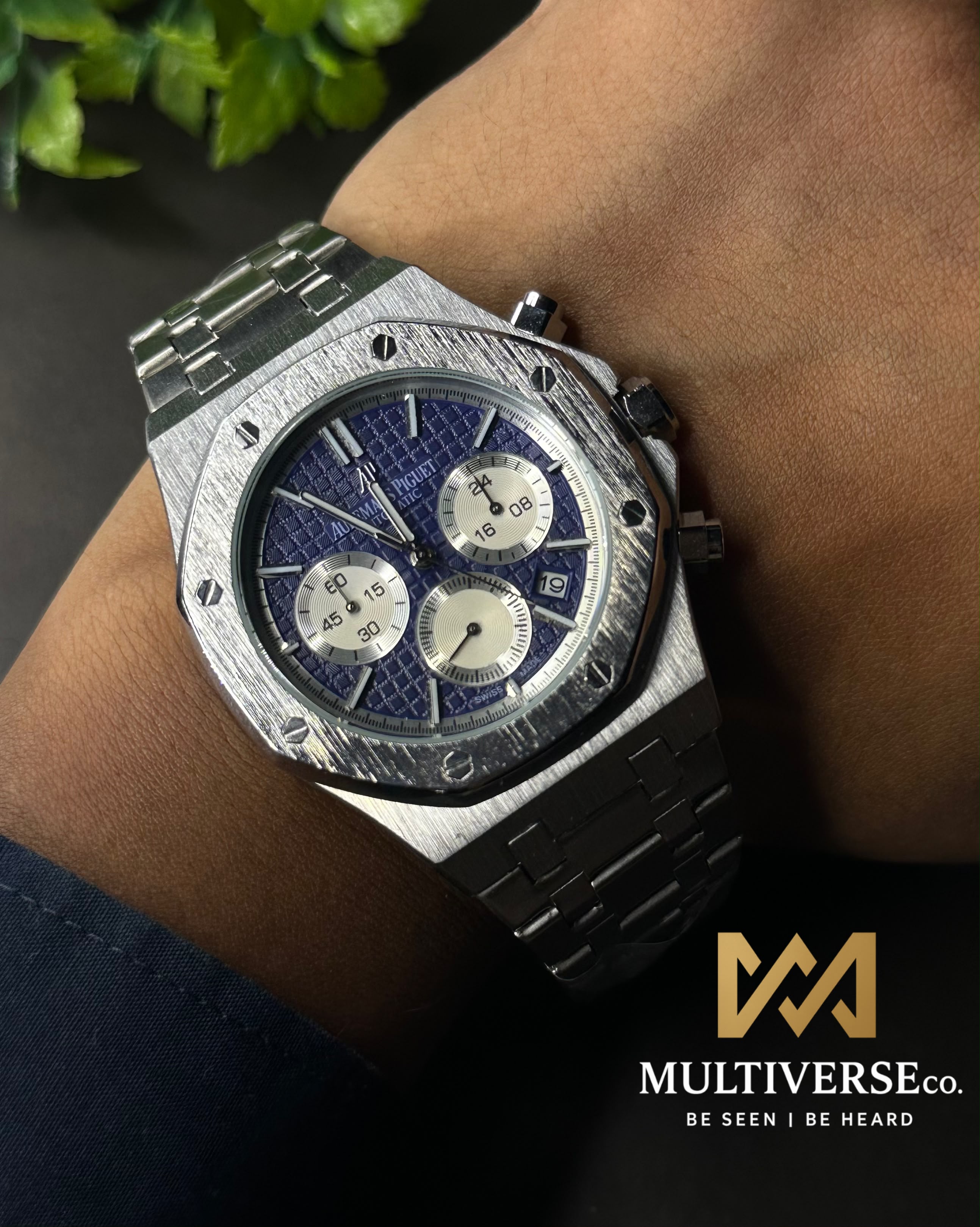 AP ROYAL OAK CHRONO SILVER TONE BLUE DIAL WATCH_img_2