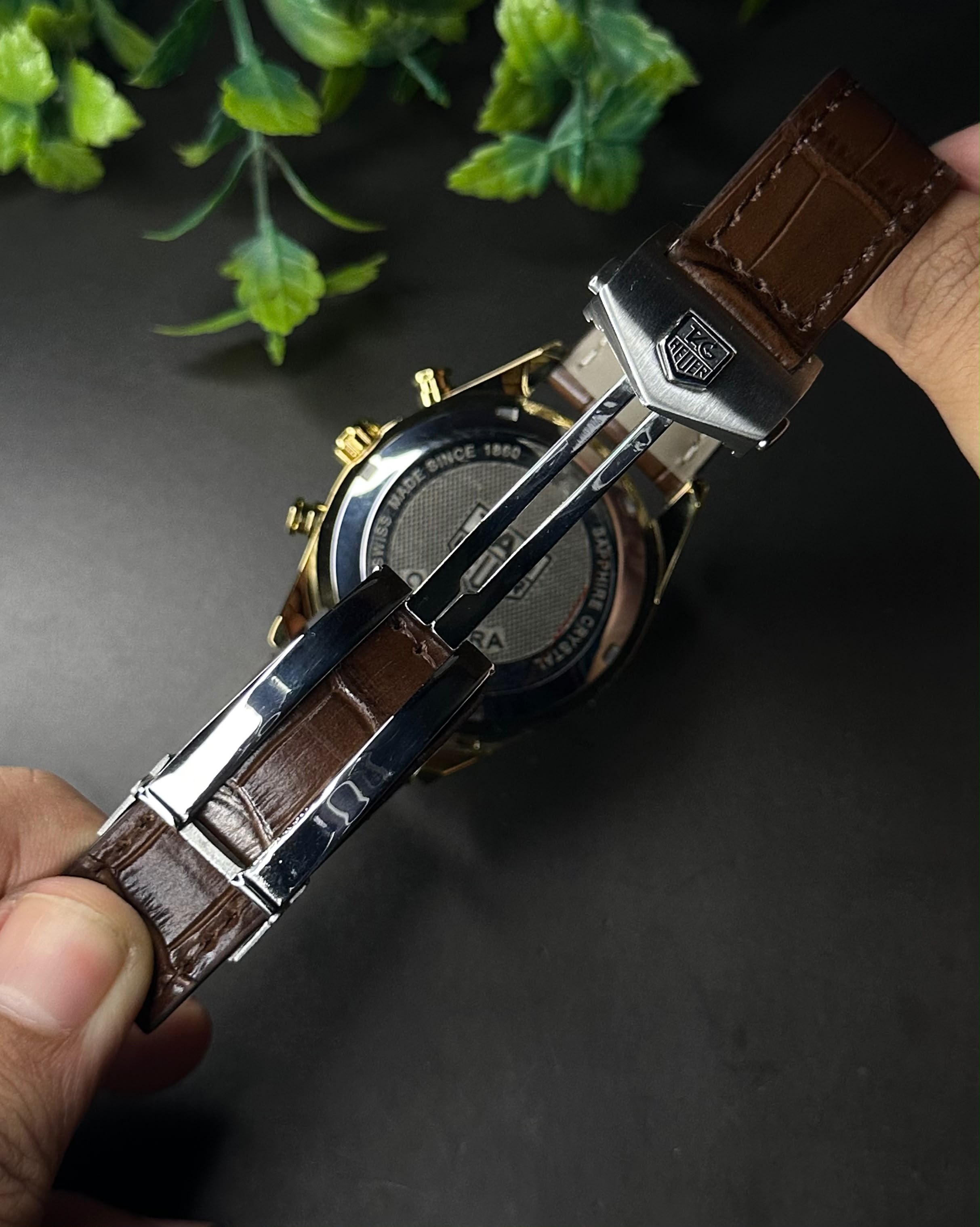 TAG HEUER CARRERA CHRONO BROWN LEATHER WHITE DIAL GOLD TONE WATCH_img_3
