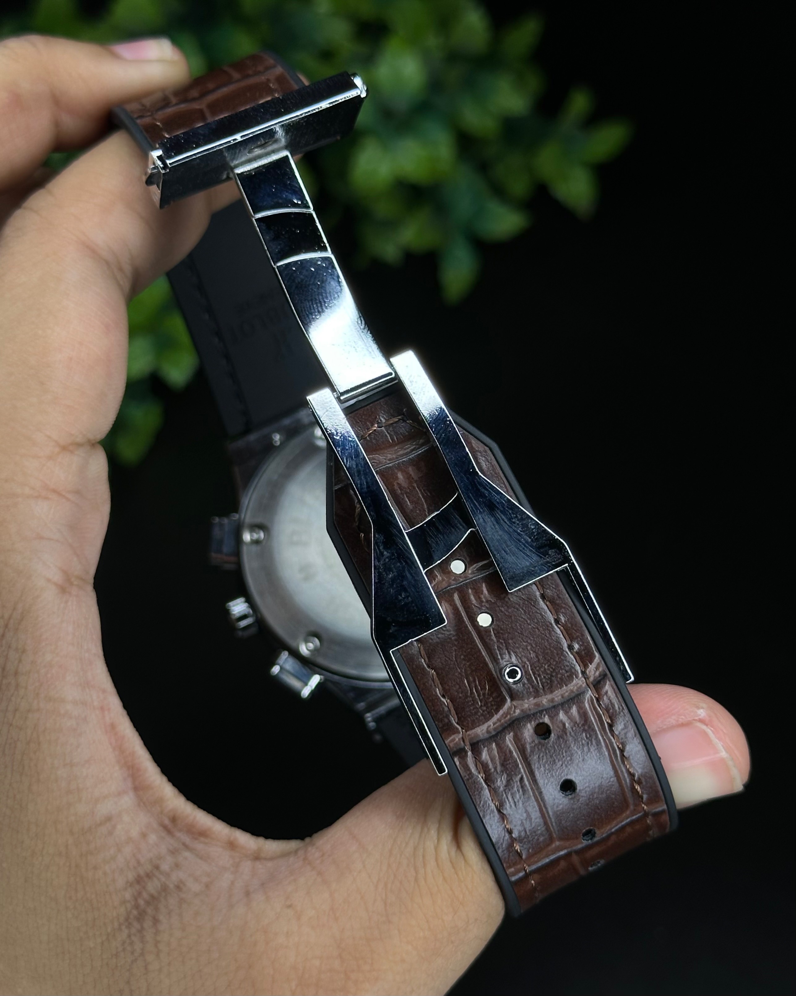 HUBLOT CLASSIC FUSION CHRONOGRAPH BROWN DIAL SILVER CASE BROWN BELT (AA)_img_3