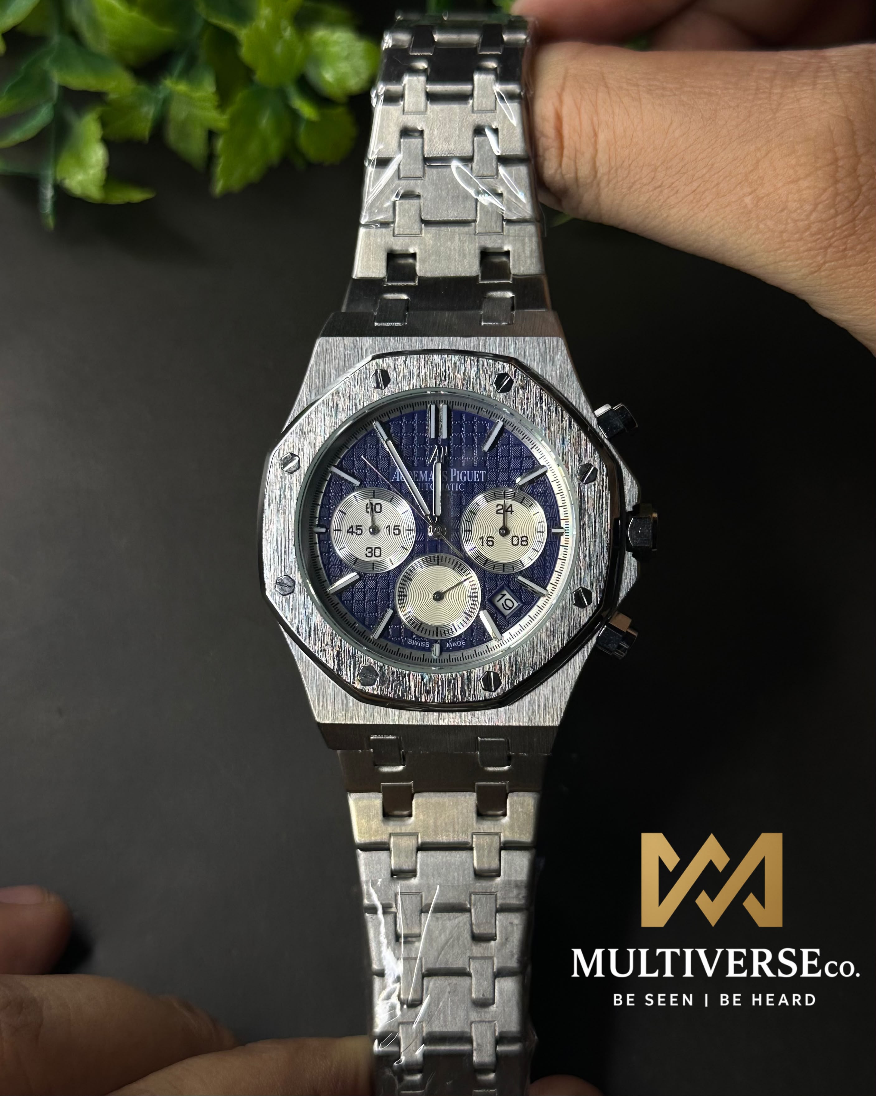 AP ROYAL OAK CHRONO SILVER TONE BLUE DIAL WATCH_img_4