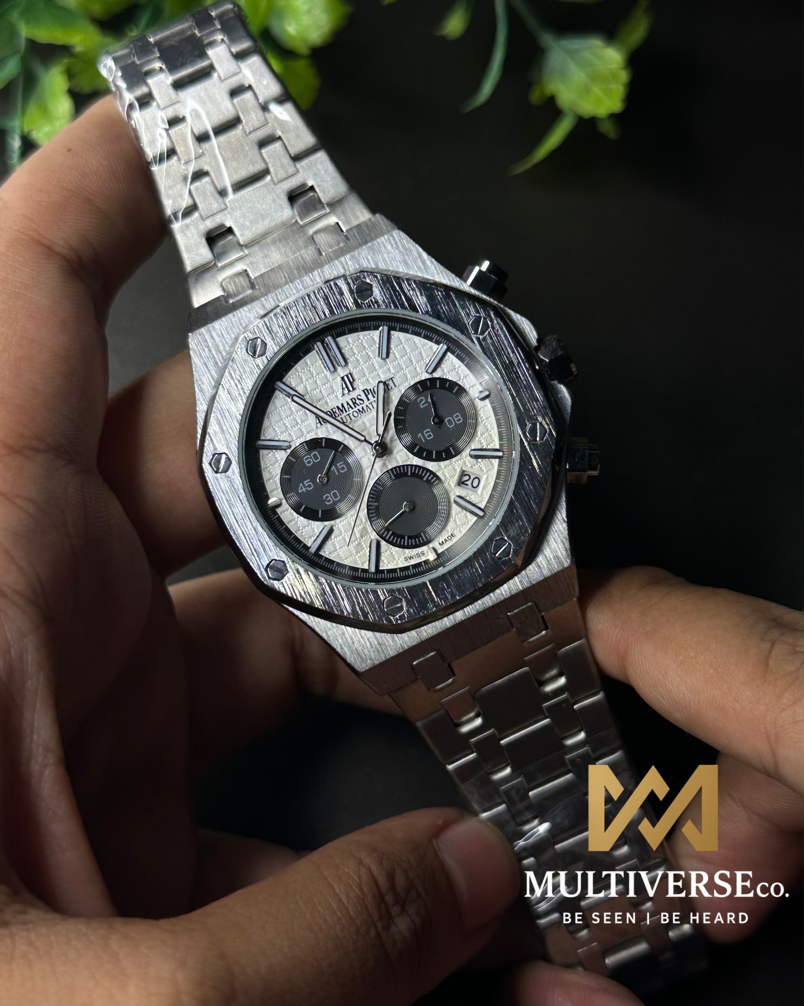 AP ROYAL OAK CHRONO SILVER TONE PANDA DIAL WATCH_img_3