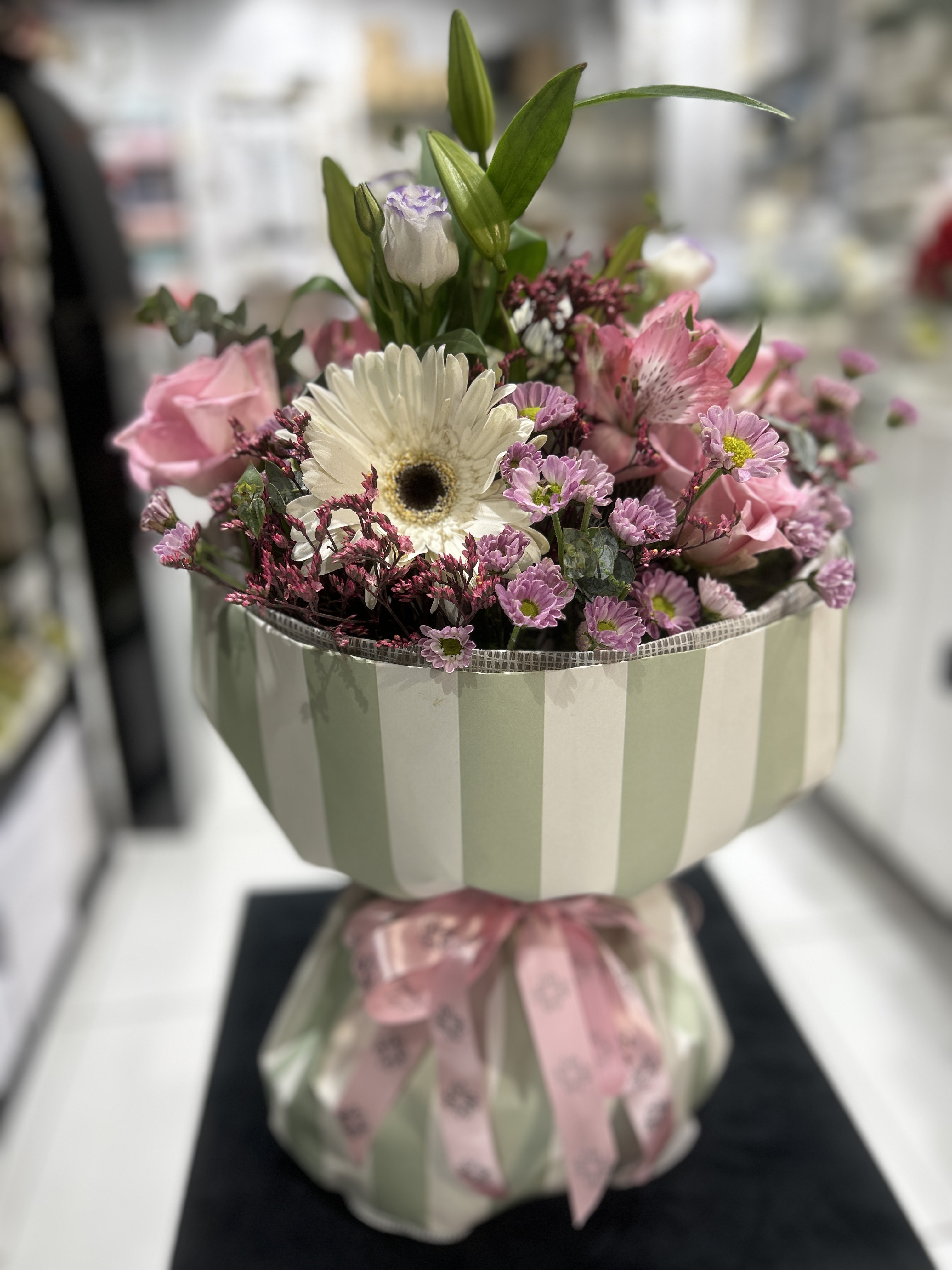 Mix flowers stunning bouquet