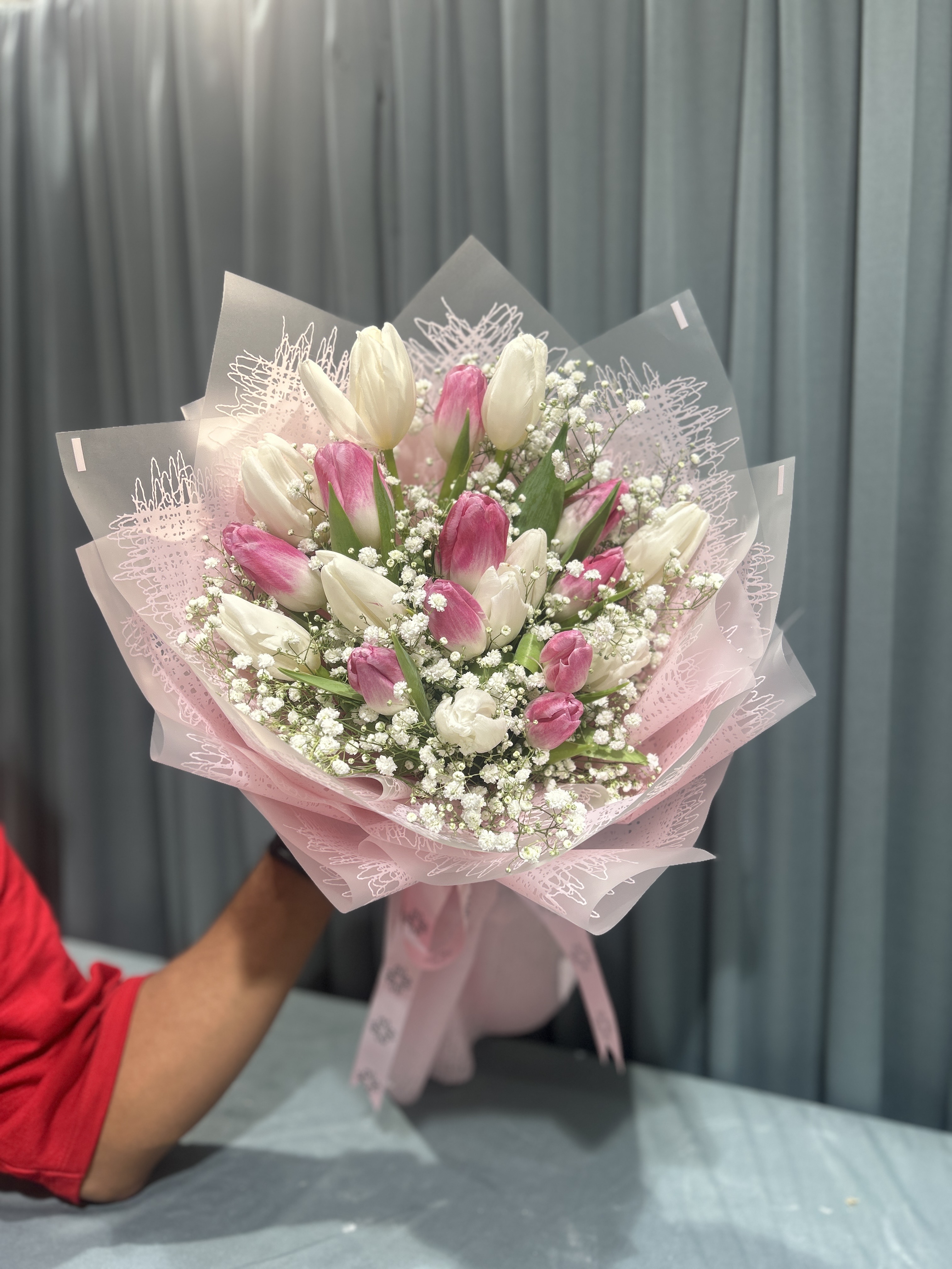 Tulip flowers hand  bouquet_img_1