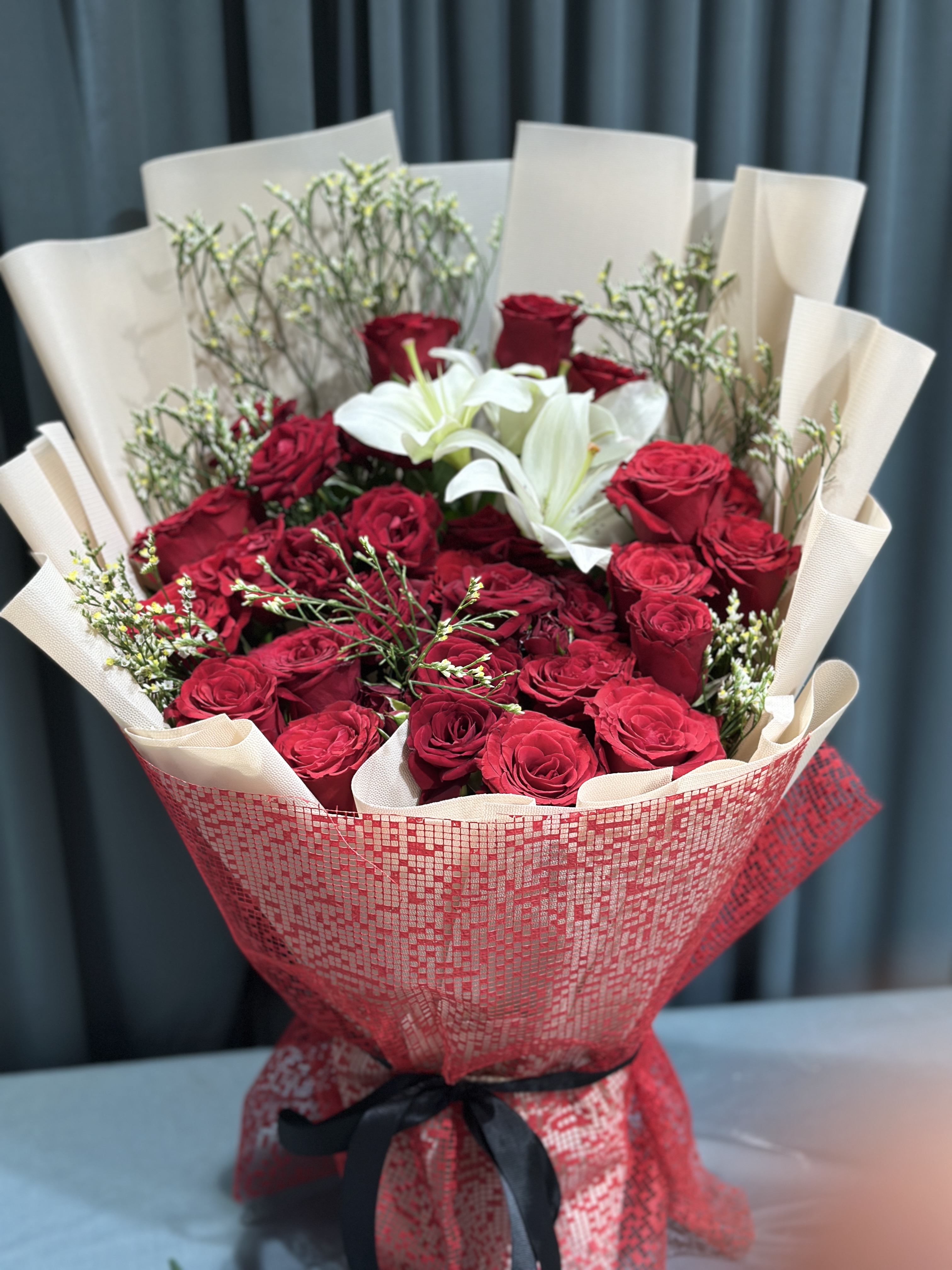 Lily within Red  roses stunning bouquet_img_1