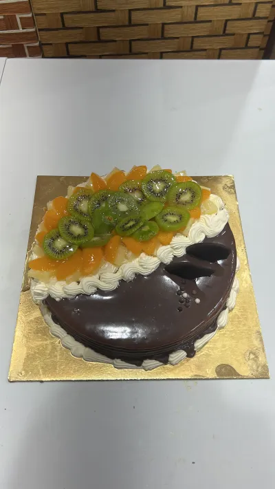Cake Chocolate and galaxy flavor_img_1
