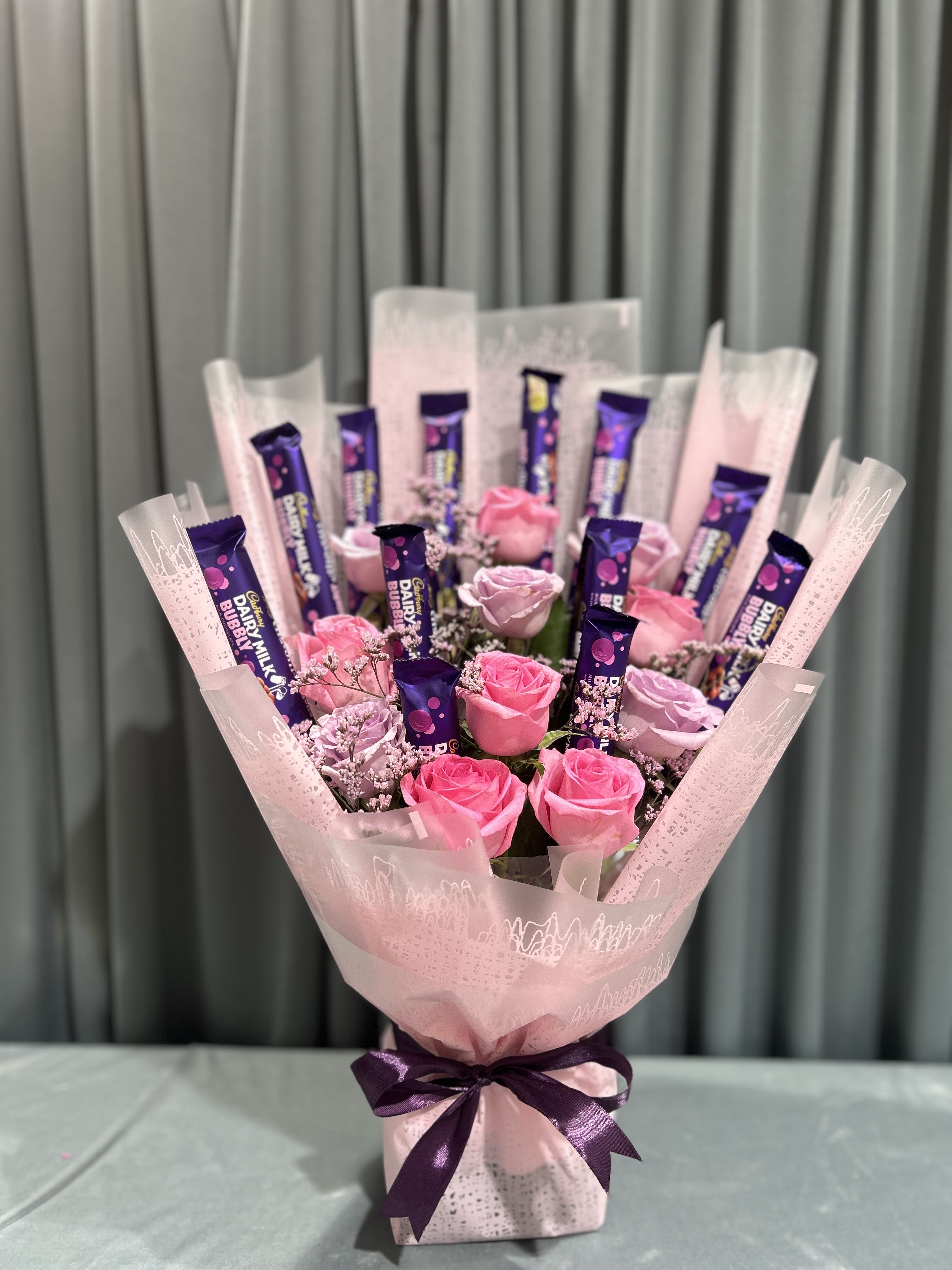 chocolate with fresh flowers