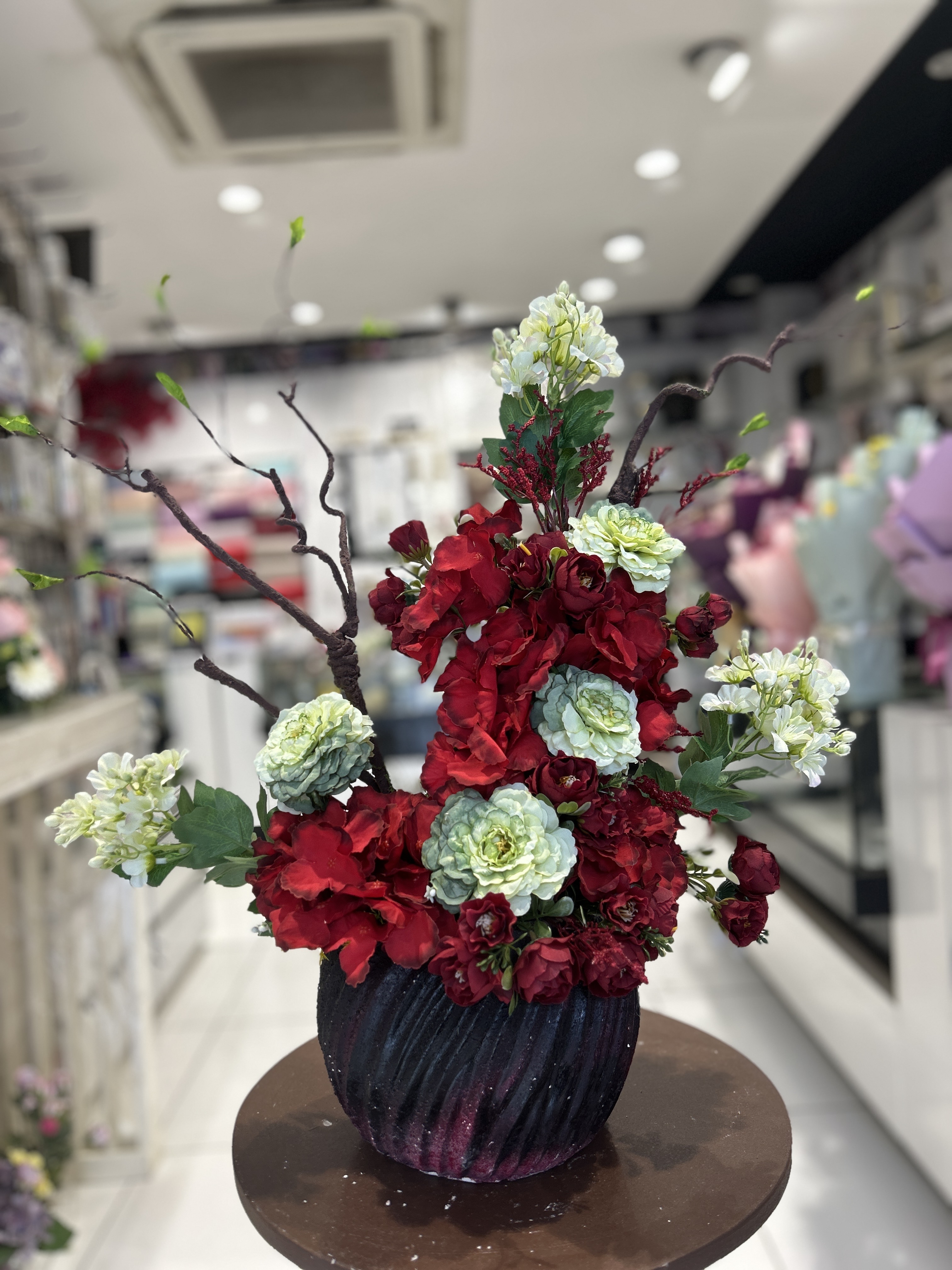 Red and lite green Vase (artificial)