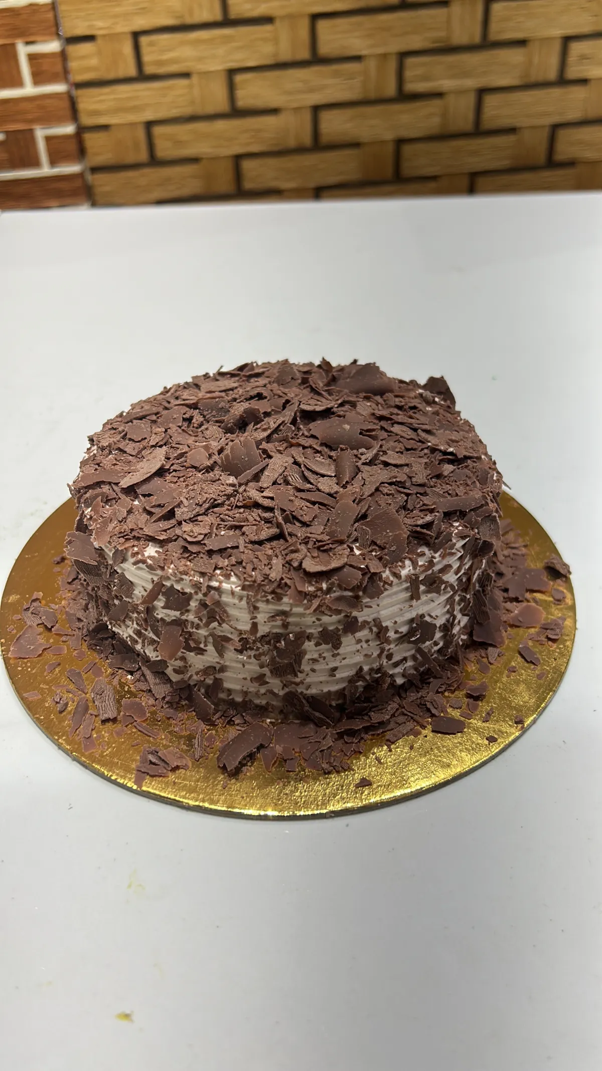 small cake chocolate flavor