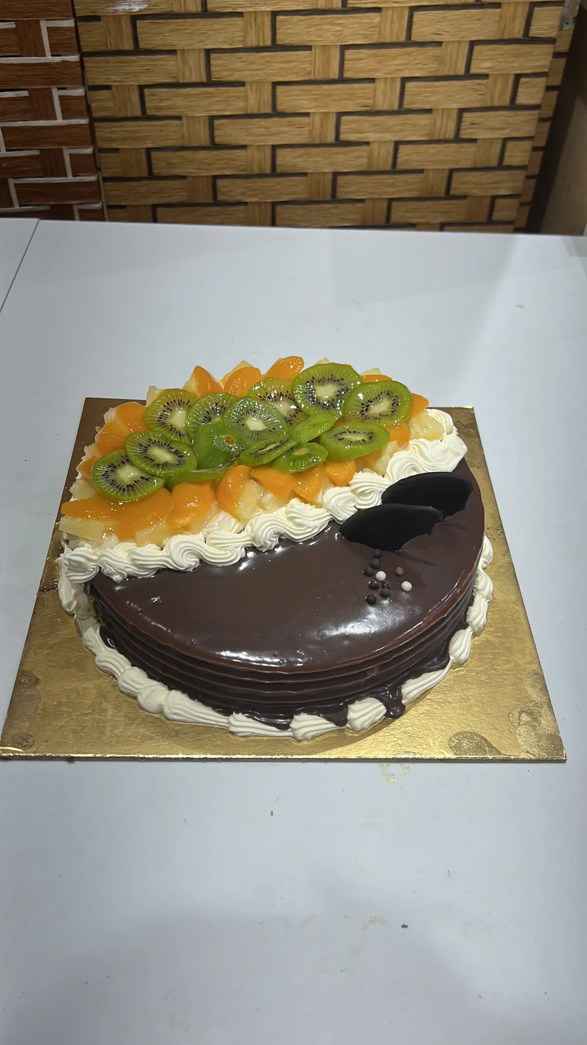 Cake Chocolate and galaxy flavor