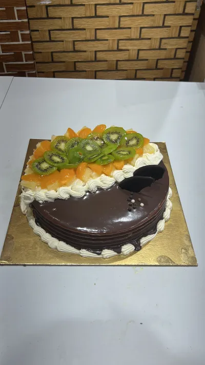 Cake Chocolate and galaxy flavor_img_0