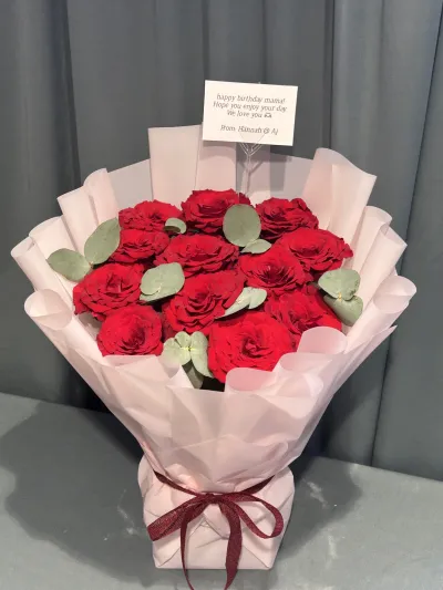 Red and pink stunning bouquet_img_0