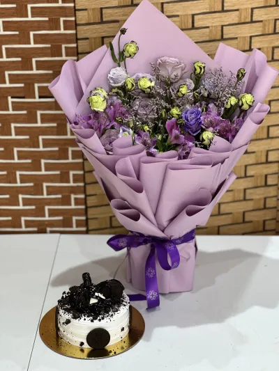 Orio cake with purple flowers stunning bouqu_img_0