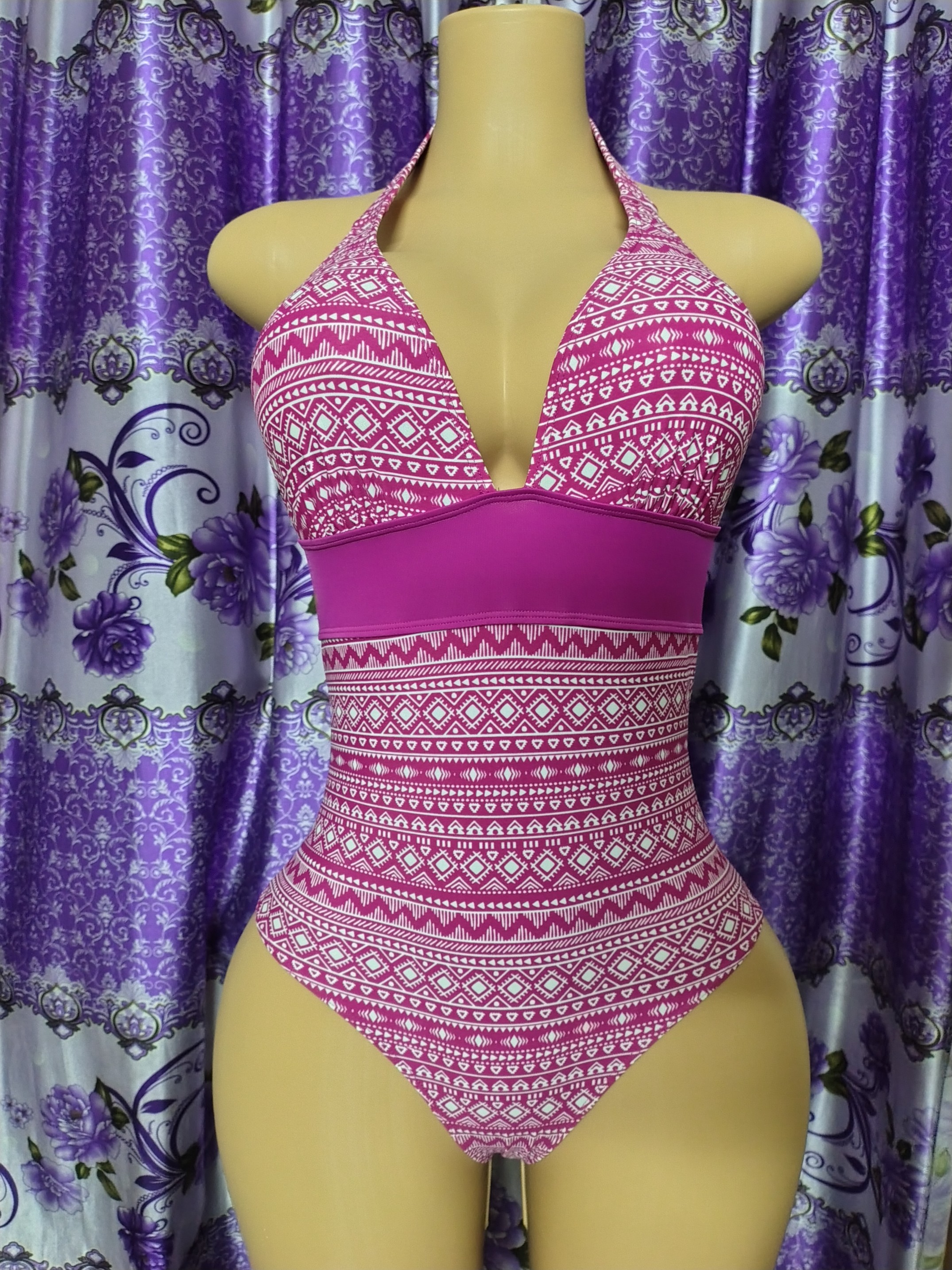 Women’s One Piece Swimsuit Deep V Halter Monokini Tummy Control Swimwear.