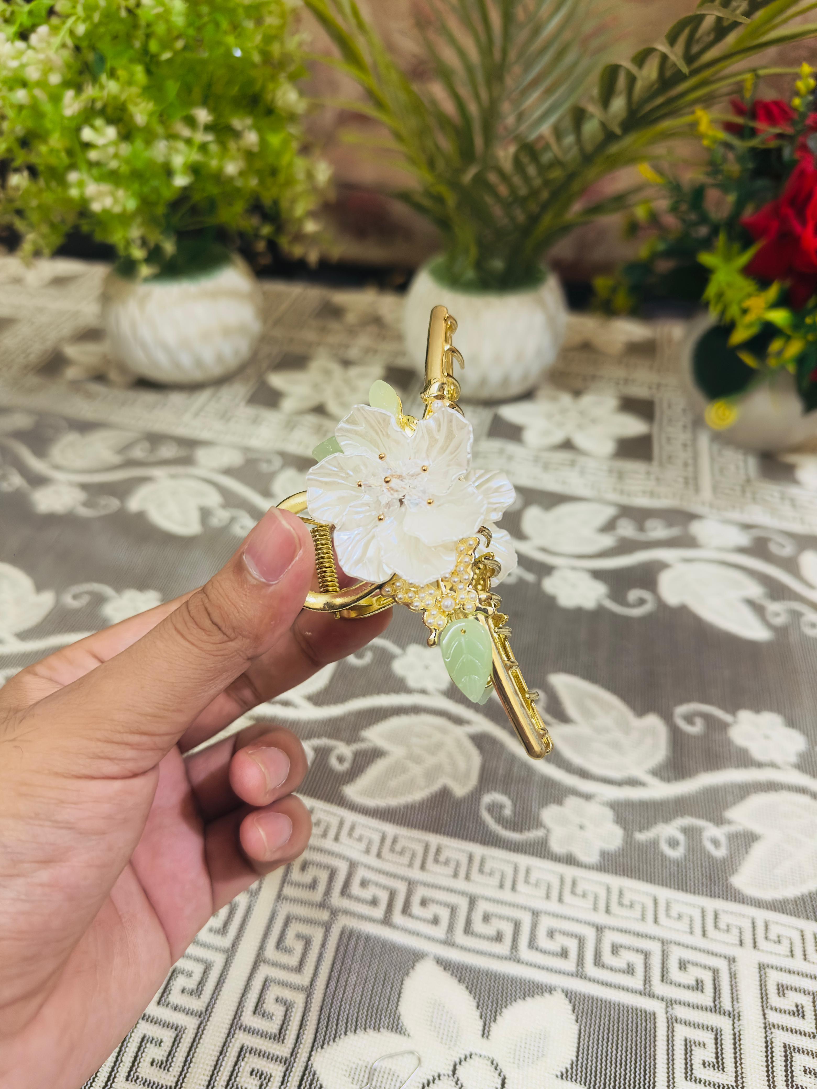 Stylish Floral Hair Clip for Girls & Women_img_0