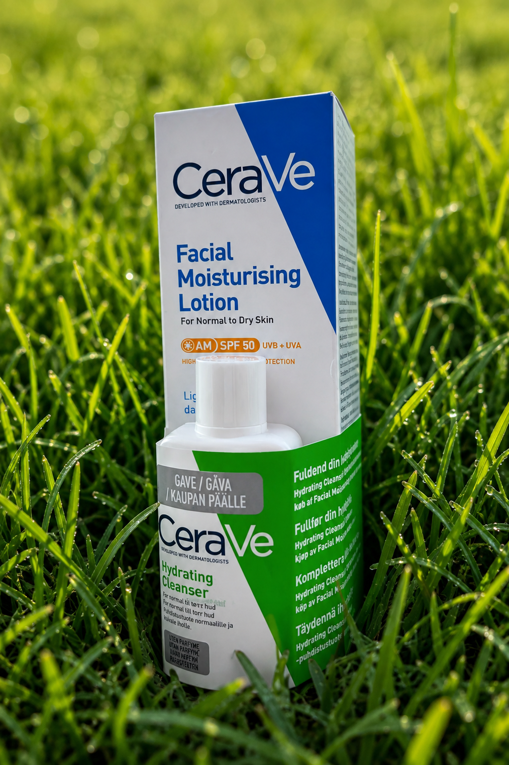 CeraVe (Facial Moisturing Lotion SPF50 52 ml + Hydrating Cleanser 20 ml) Combo.Limited Edition!