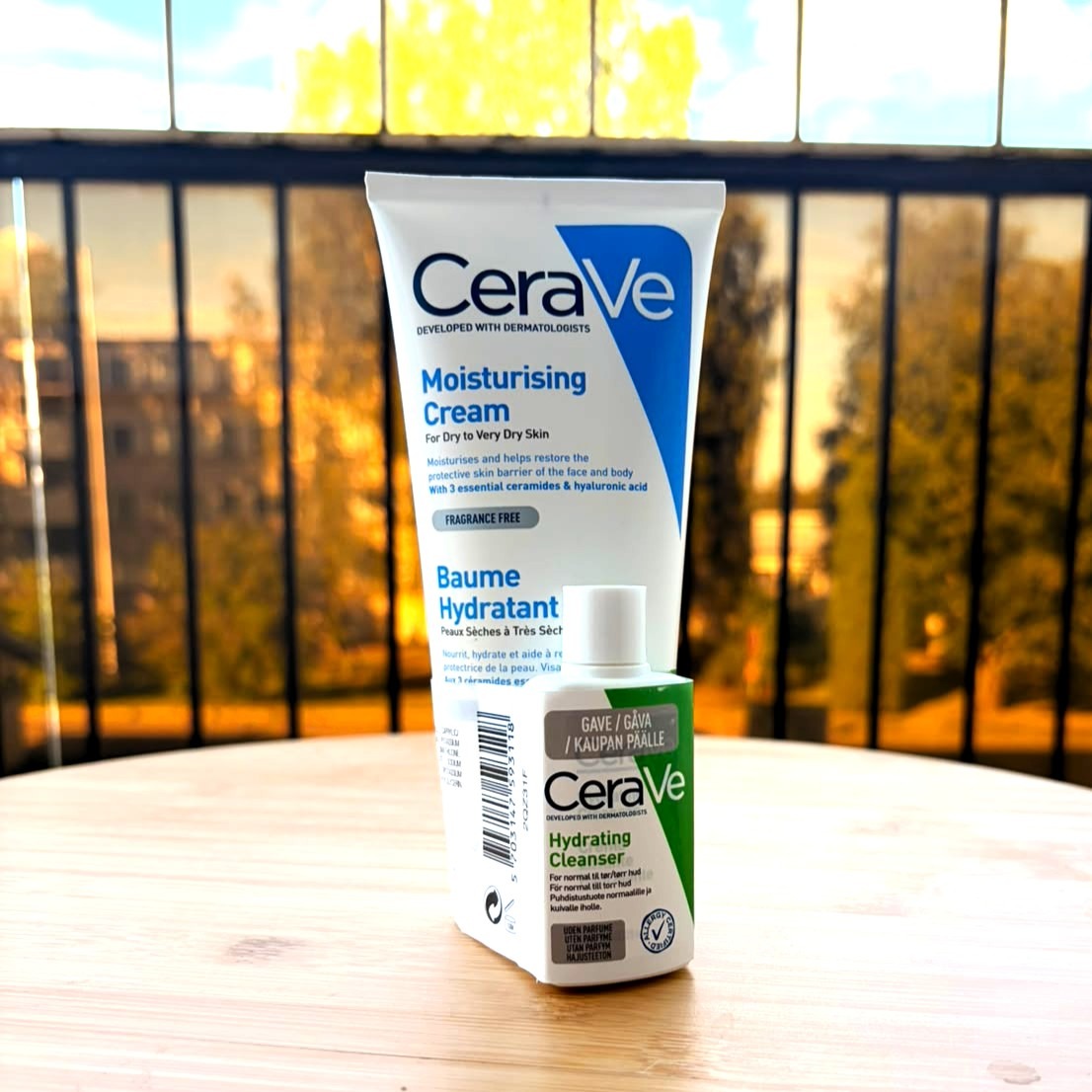 CeraVe (Moisturising Cream 177ml+ Hydrating Cleanser 20ml) Combo. Limited Edition!