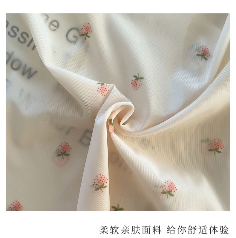 Ice Silk Seamless Underwear Panties Ultra-thin Briefs Strawberry Print Breathable Underpants Lingerie_img_11