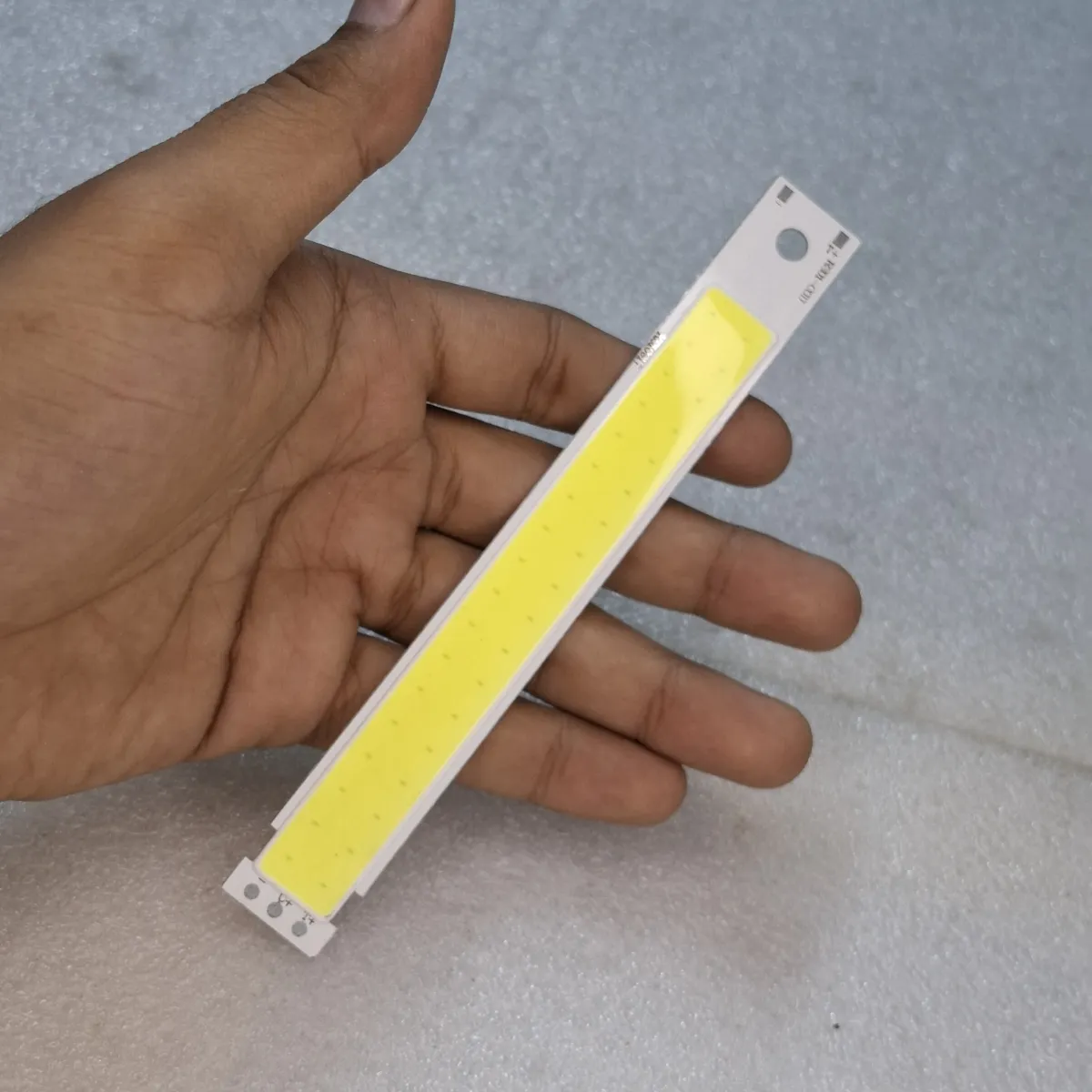 3.7V COD LED