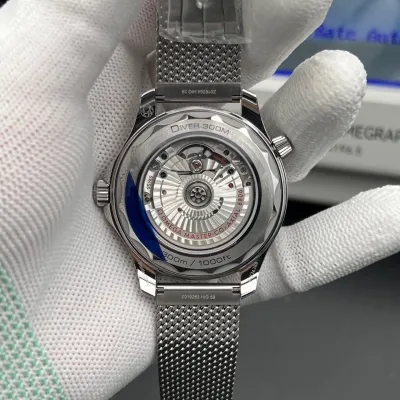 Omega Seamaster Diver 300M – Featuring a 42mm Stainless Steel Construction, Refined Grey Dial, and Durable Titanium Mesh Bracelet. Swiss 1:1 Quality(Pre-order)_img_7