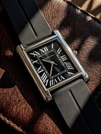 universe point (Tank )black dial_img_0