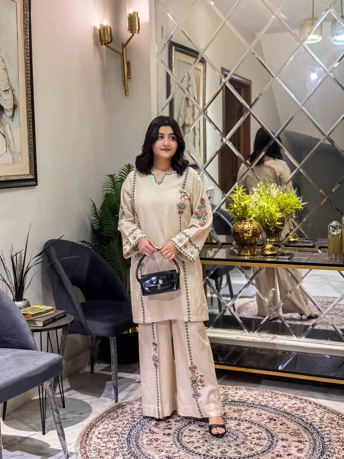এমব্রয়ডারি রেডিমেড টু পিস - Image 1