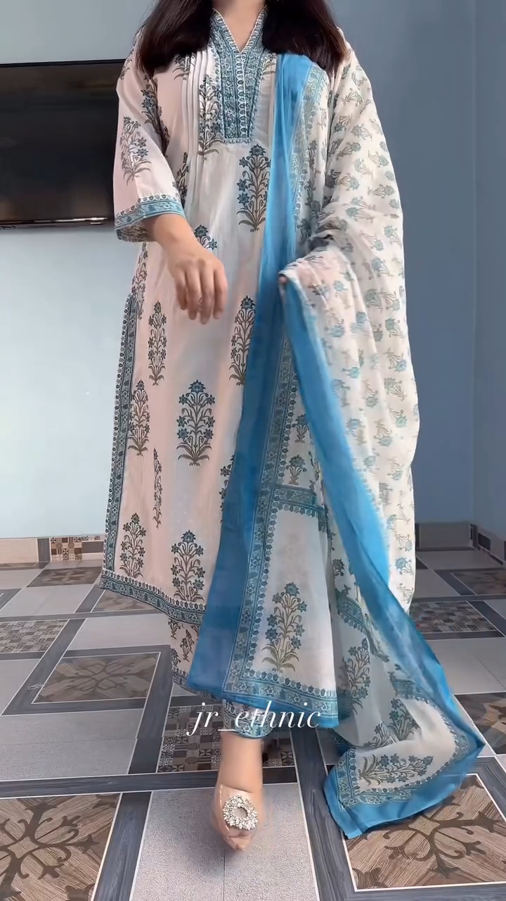 রেডিমেড সুতি থ্রি পিস 🌼 - Image 3