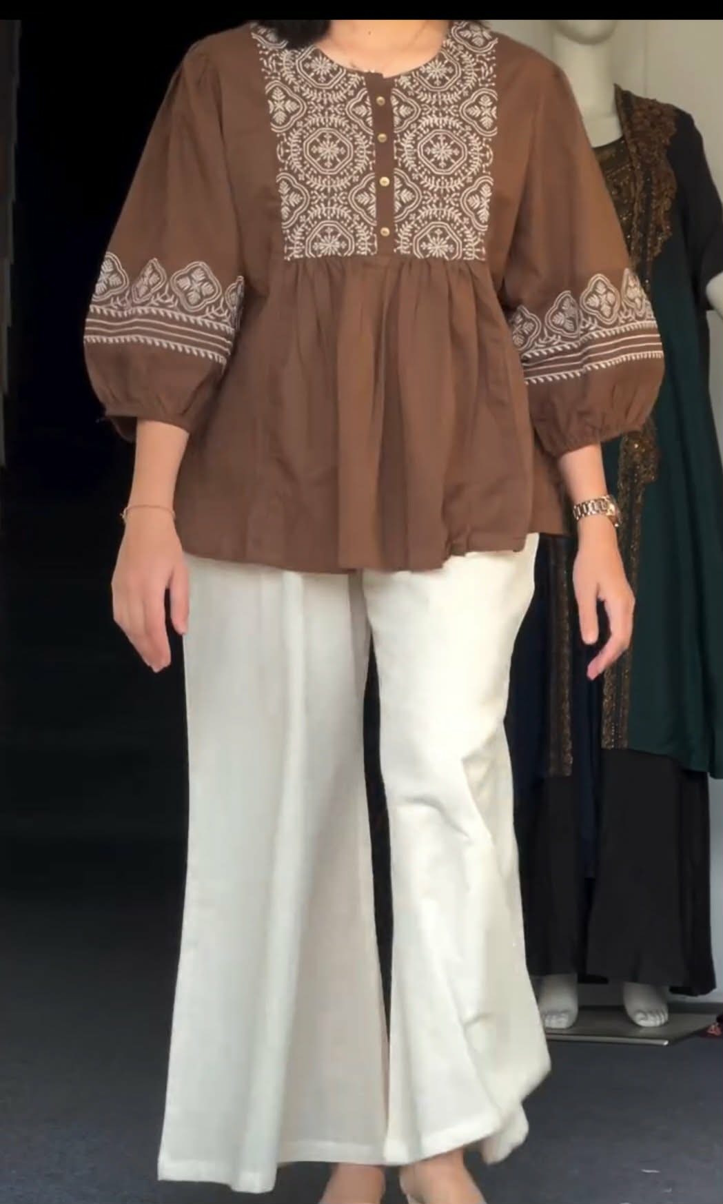 এমব্রয়ডারি টু পিস - Image 1