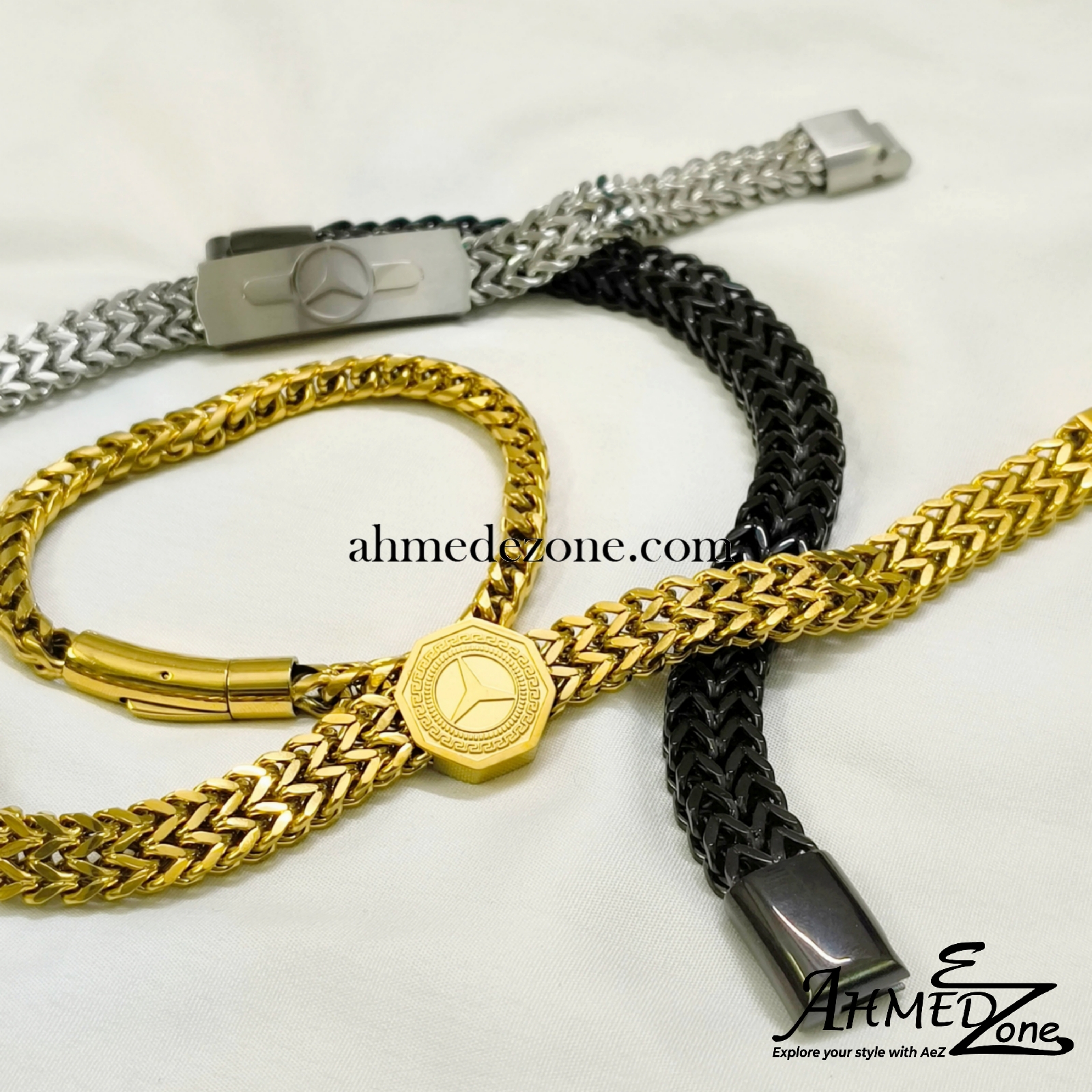 Bracelet