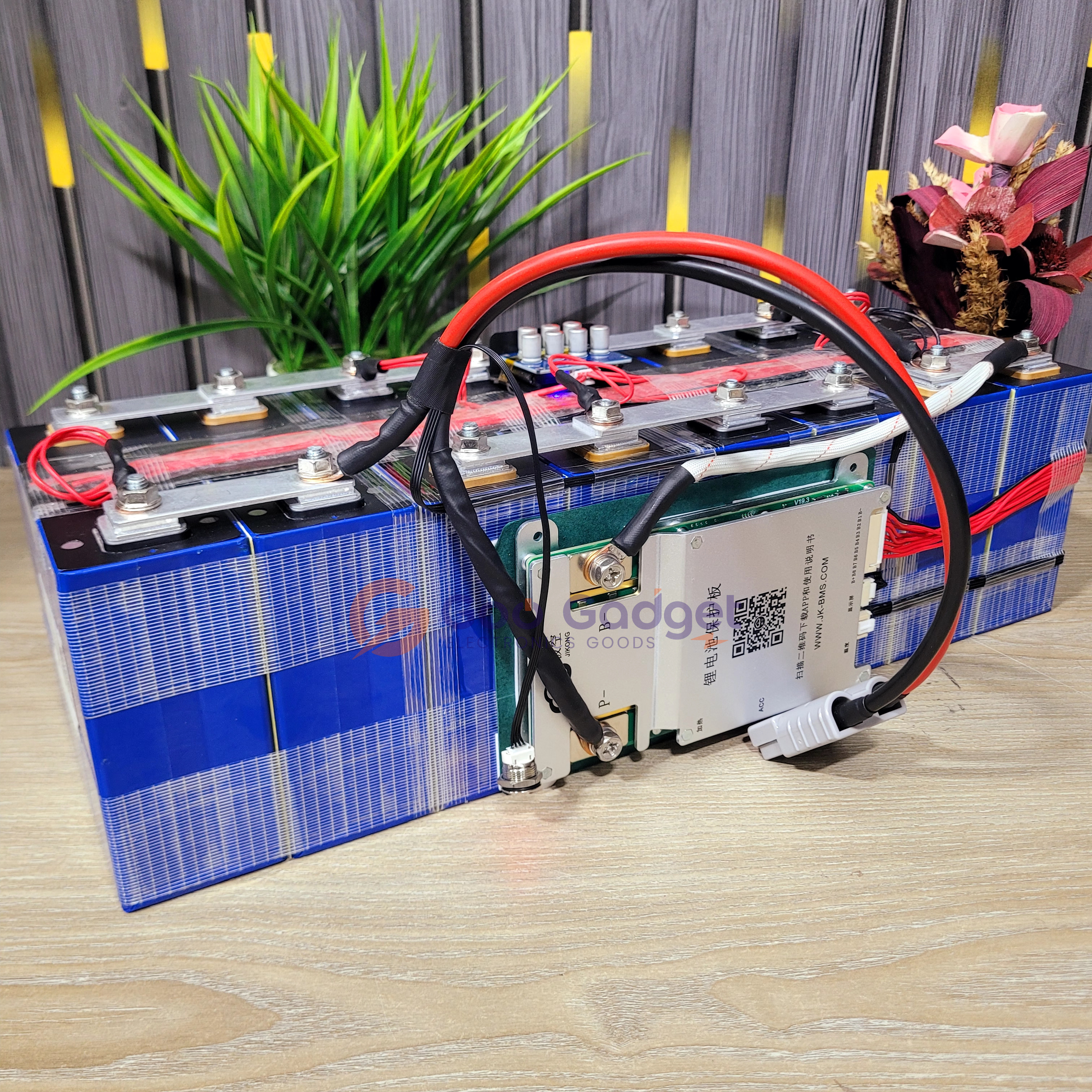 12V 228Ah LiFePO4 Prismatic Battery With JK 100A Smart BMS & 1A + 6A Active Balancer_img_2