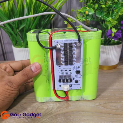 12V 30Ah LiFePO4 Battery Pack with 4S 50A 1.2A Active Balancer BMS_img_1