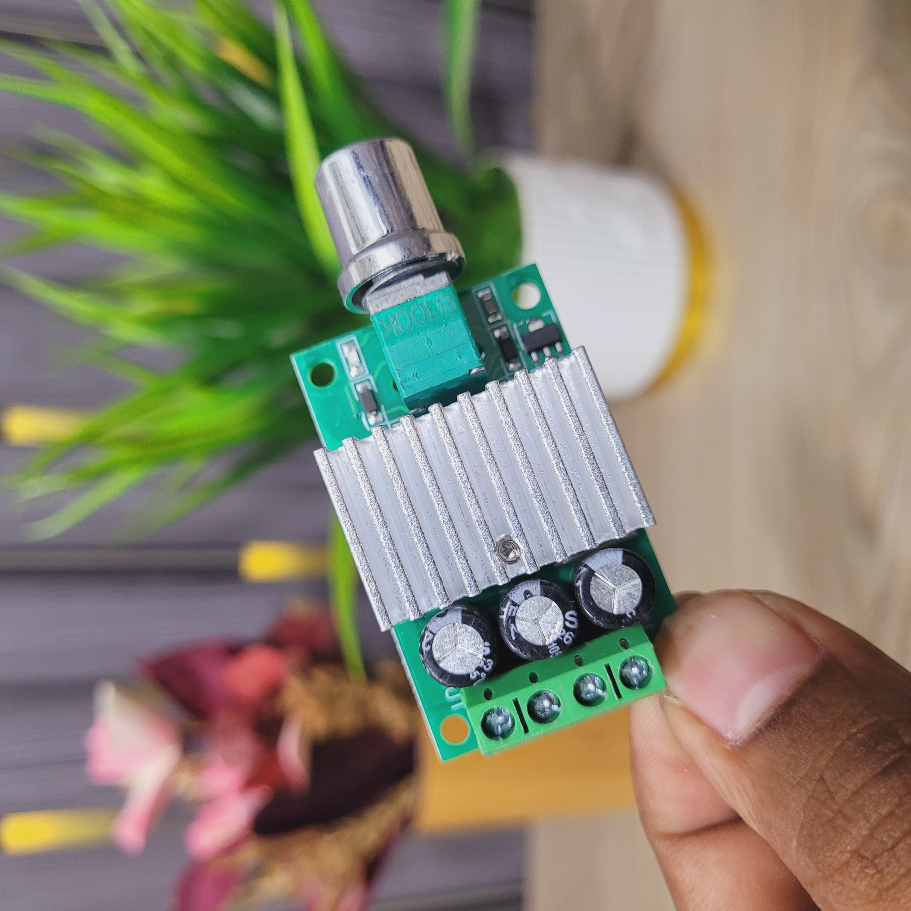 12V-30V 10A  DC PWM Motor Speed Controller Adjustable Speed Regulator Module_img_5