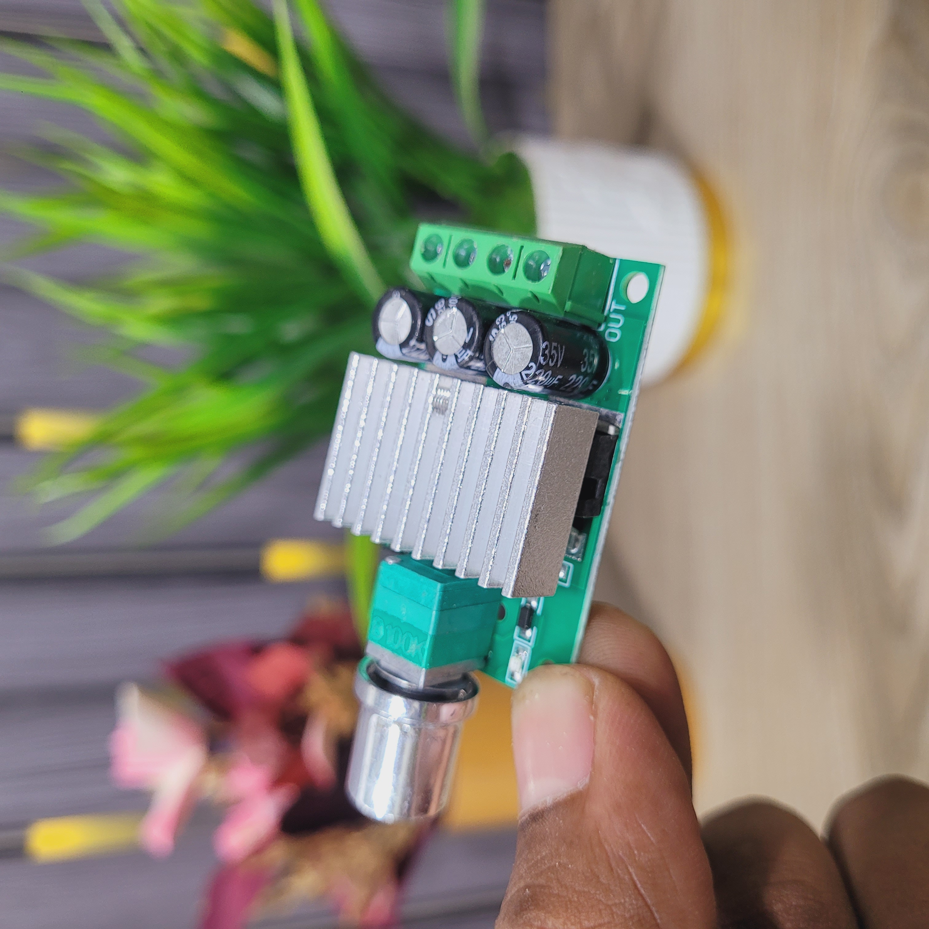 12V-30V 10A  DC PWM Motor Speed Controller Adjustable Speed Regulator Module_img_4