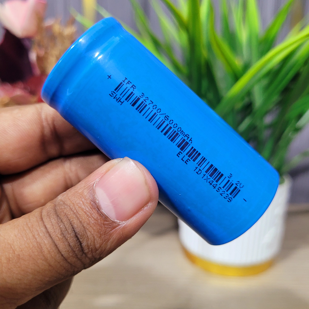 3.2V 6000mAh IFR32700 LiFePO4 Rechargeable Battery High Current 12A Cell
