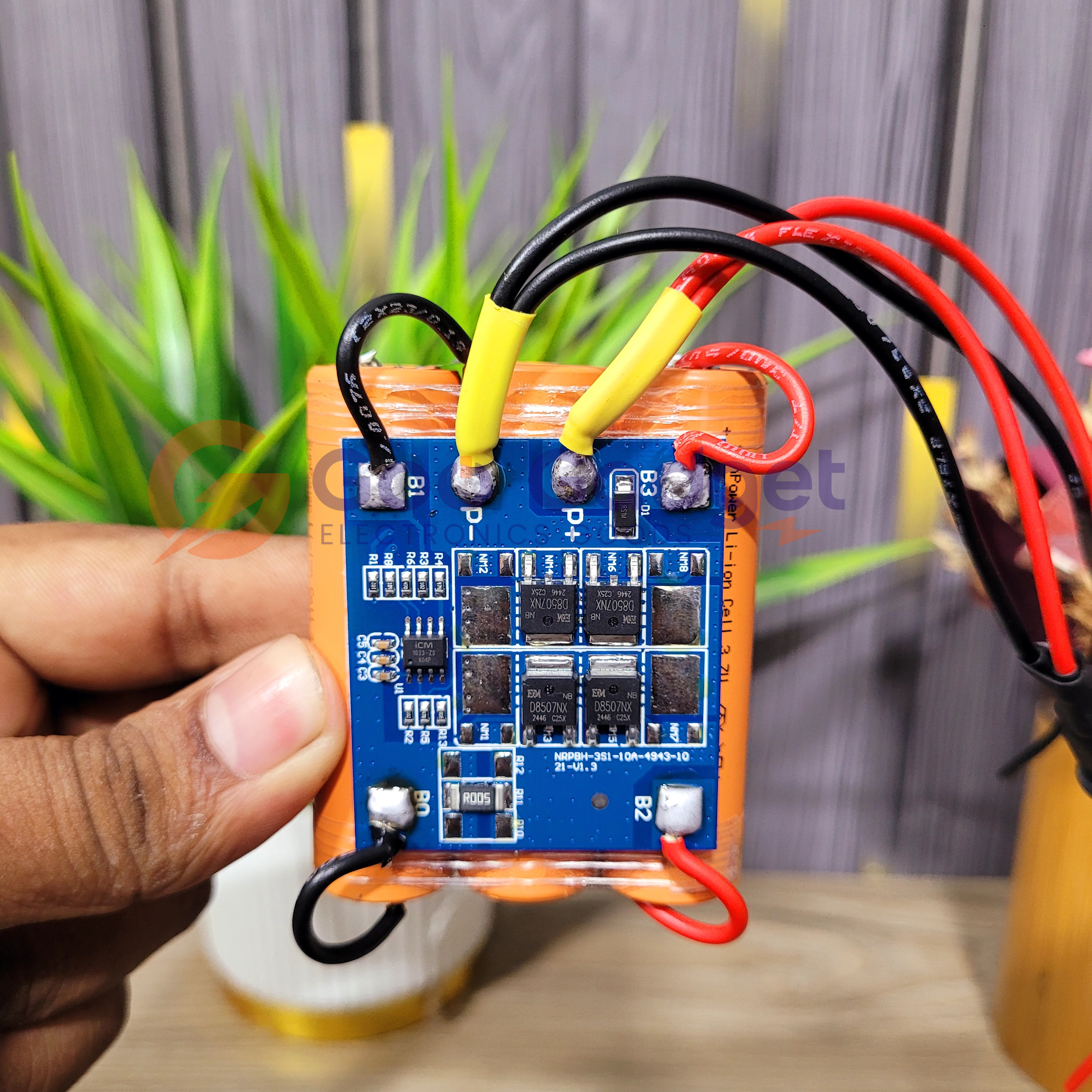 12V 2.6Ah Lithium-Ion Battery Pack for Rechargeable Fan