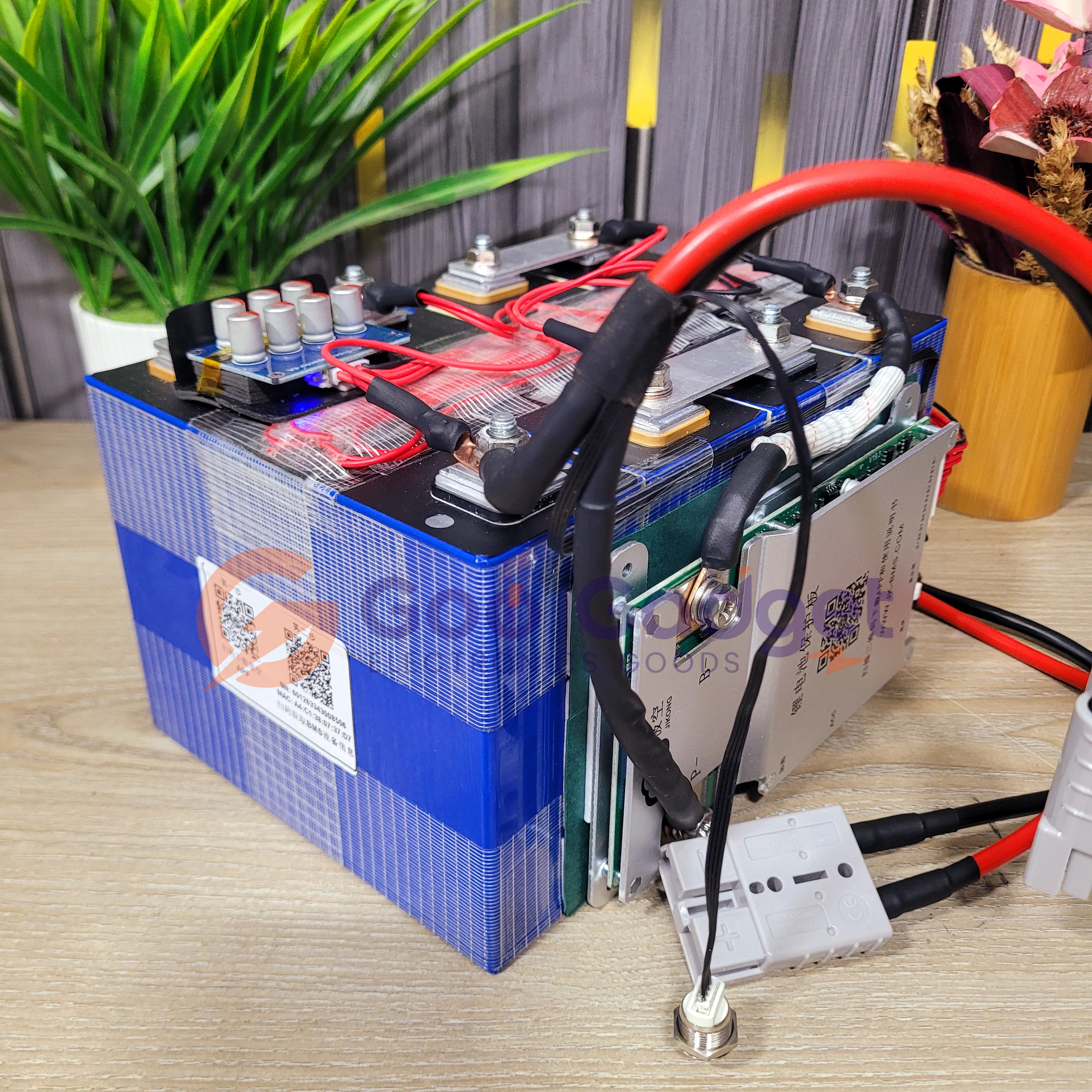 12V 114Ah LiFePO4 Rechargeable Battery Pack with JK 100A Smart BMS & 1A Active Balancer
