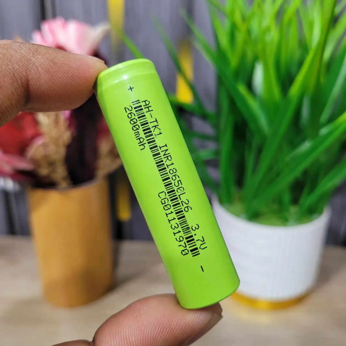 2600mAh AH-TKT INR18650L26 3.7V Rechargeable Li-ion Battery Cell