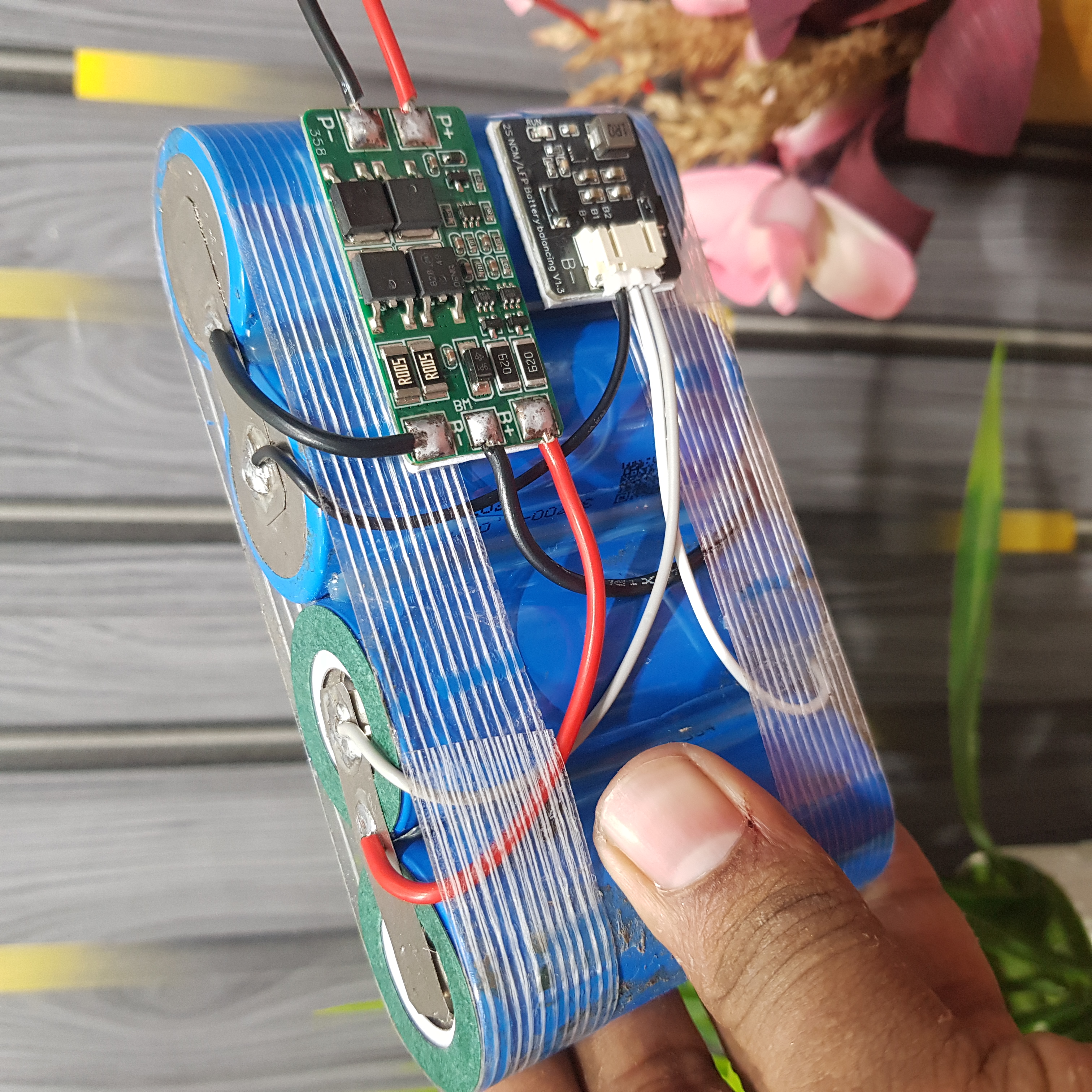 6V 10Ah LiFePO4 Battery Pack 32700 2S4P with 10A Balance BMS & 1.2A Active BalancerRecondition_img_1